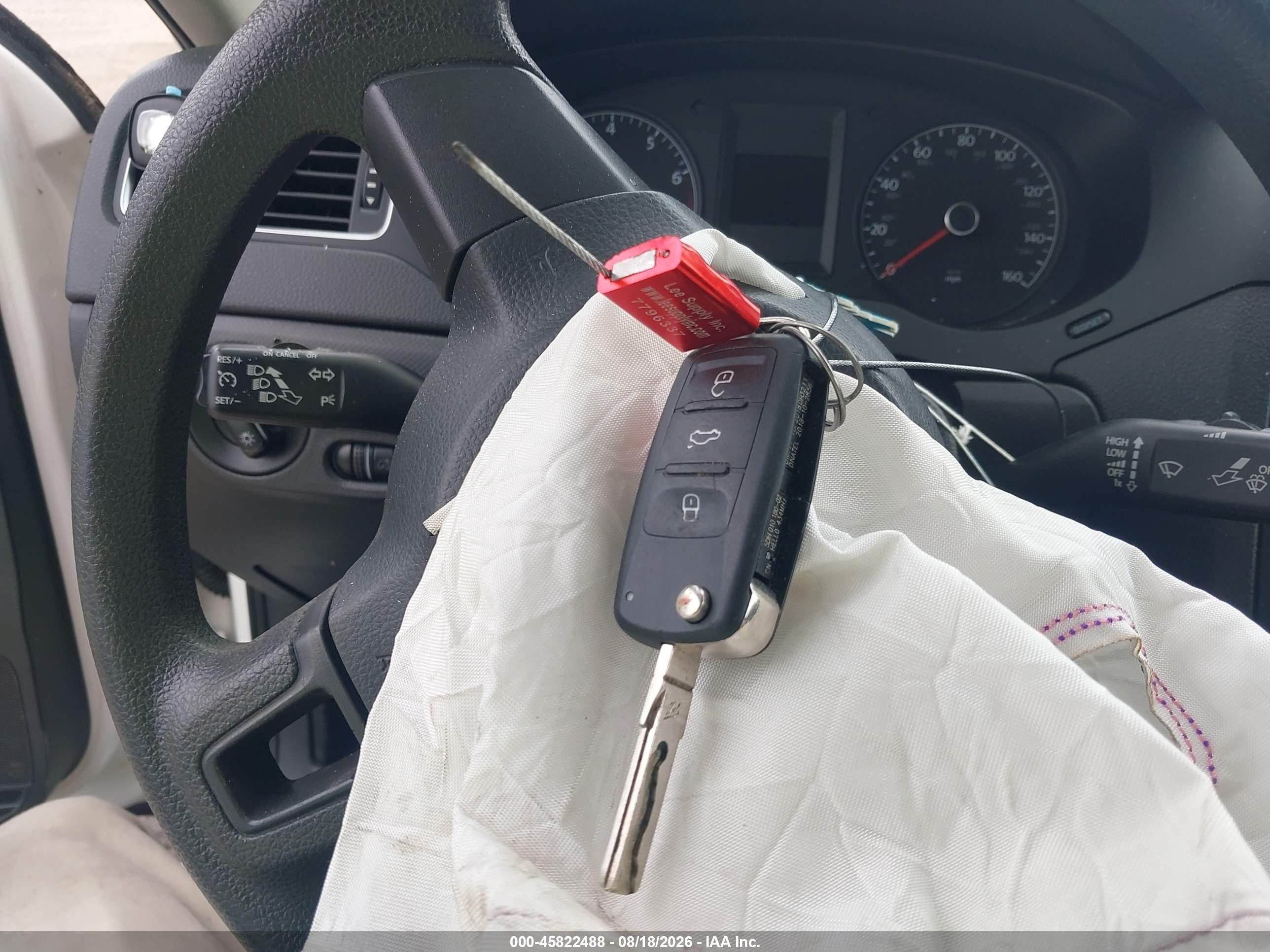 2012 Volkswagen Jetta 2.0l S White vin: 3VW2K7AJ7CM407668