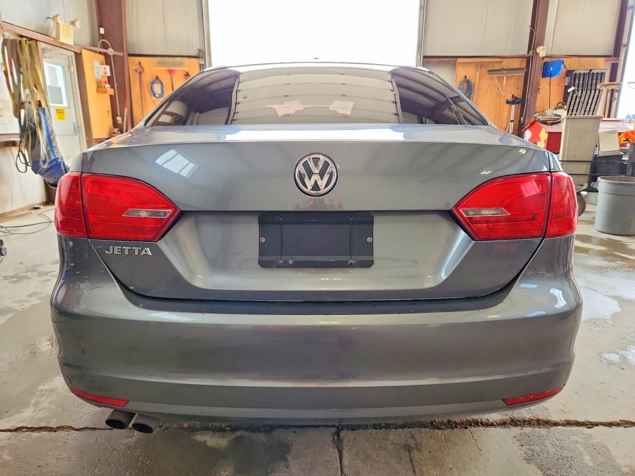 2013 Volkswagen Jetta Base Серый vin: 3VW2K7AJ7DM306888