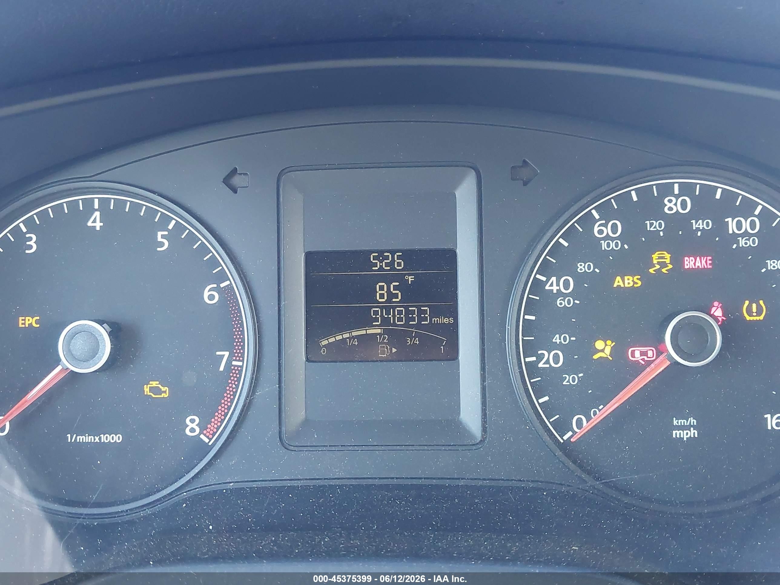 2013 Volkswagen Jetta 2.0l S Серебряный vin: 3VW2K7AJ7DM308088