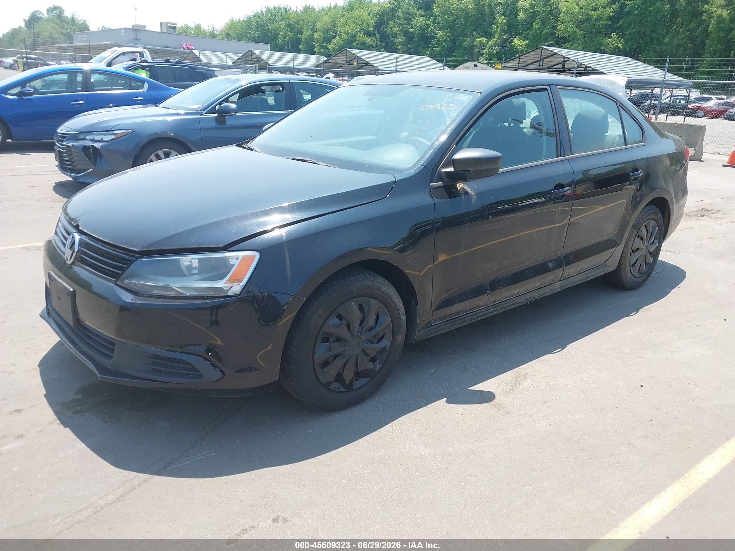 2013 Volkswagen Jetta 2.0l S Black vin: 3VW2K7AJ7DM390789