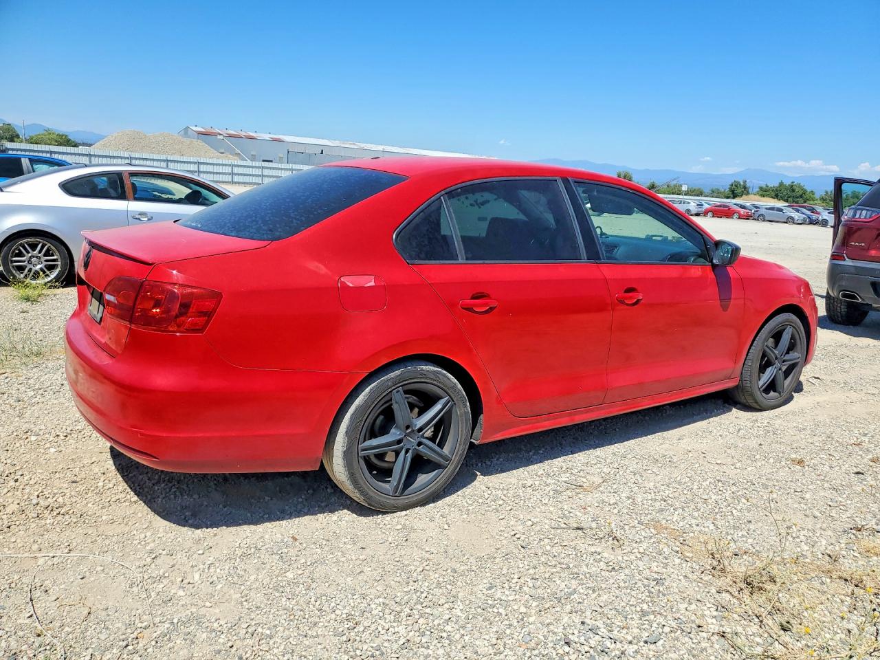 2014 Volkswagen Jetta Base Red vin: 3VW2K7AJ7EM209692