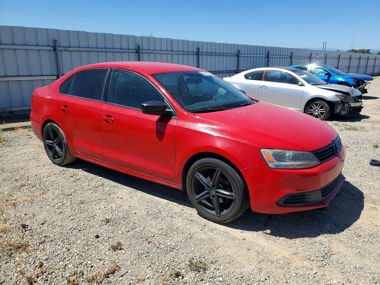 2014 Volkswagen Jetta Base Red vin: 3VW2K7AJ7EM209692