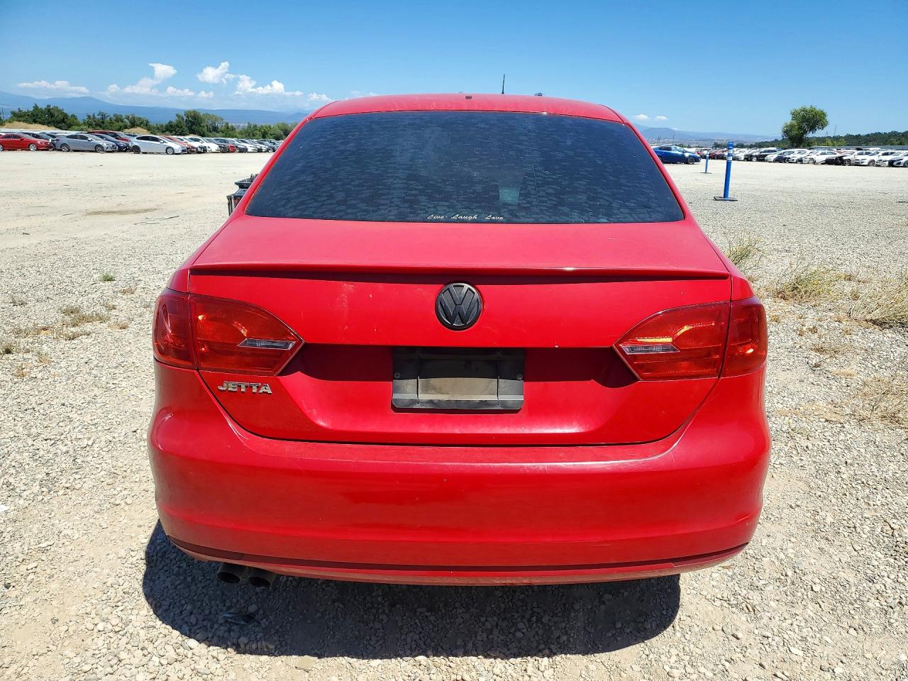 2014 Volkswagen Jetta Base Red vin: 3VW2K7AJ7EM209692