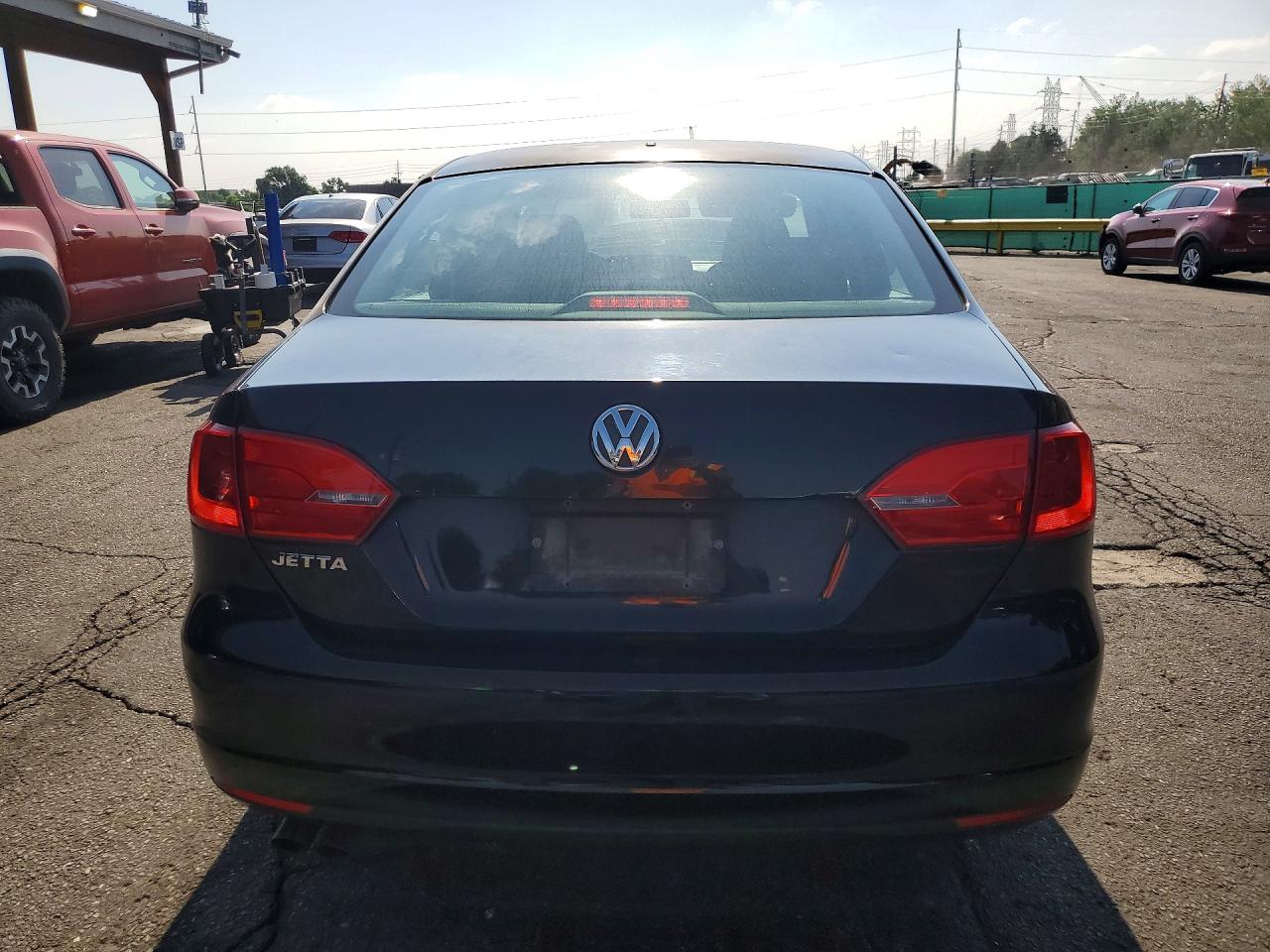 2014 Volkswagen Jetta Base Black vin: 3VW2K7AJ7EM210163