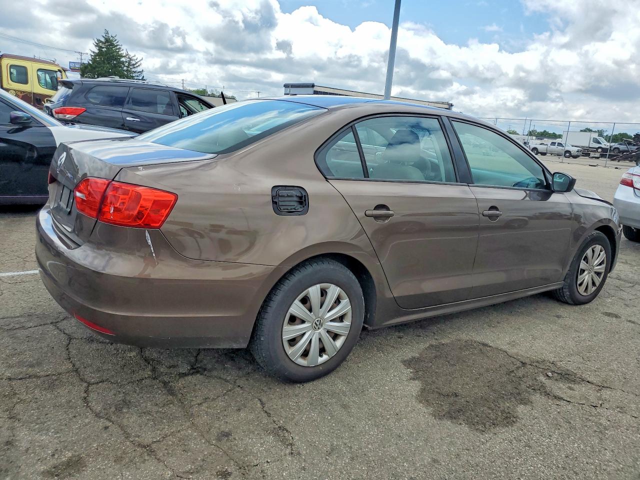 2014 Volkswagen Jetta Base/s Brown vin: 3VW2K7AJ7EM213788