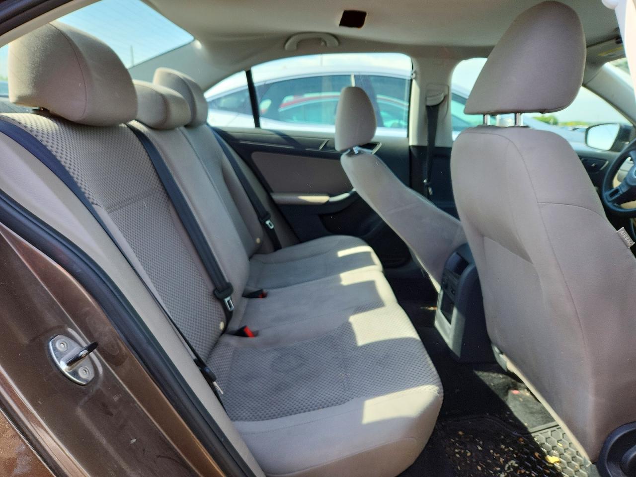 2014 Volkswagen Jetta Base/s Brown vin: 3VW2K7AJ7EM213788