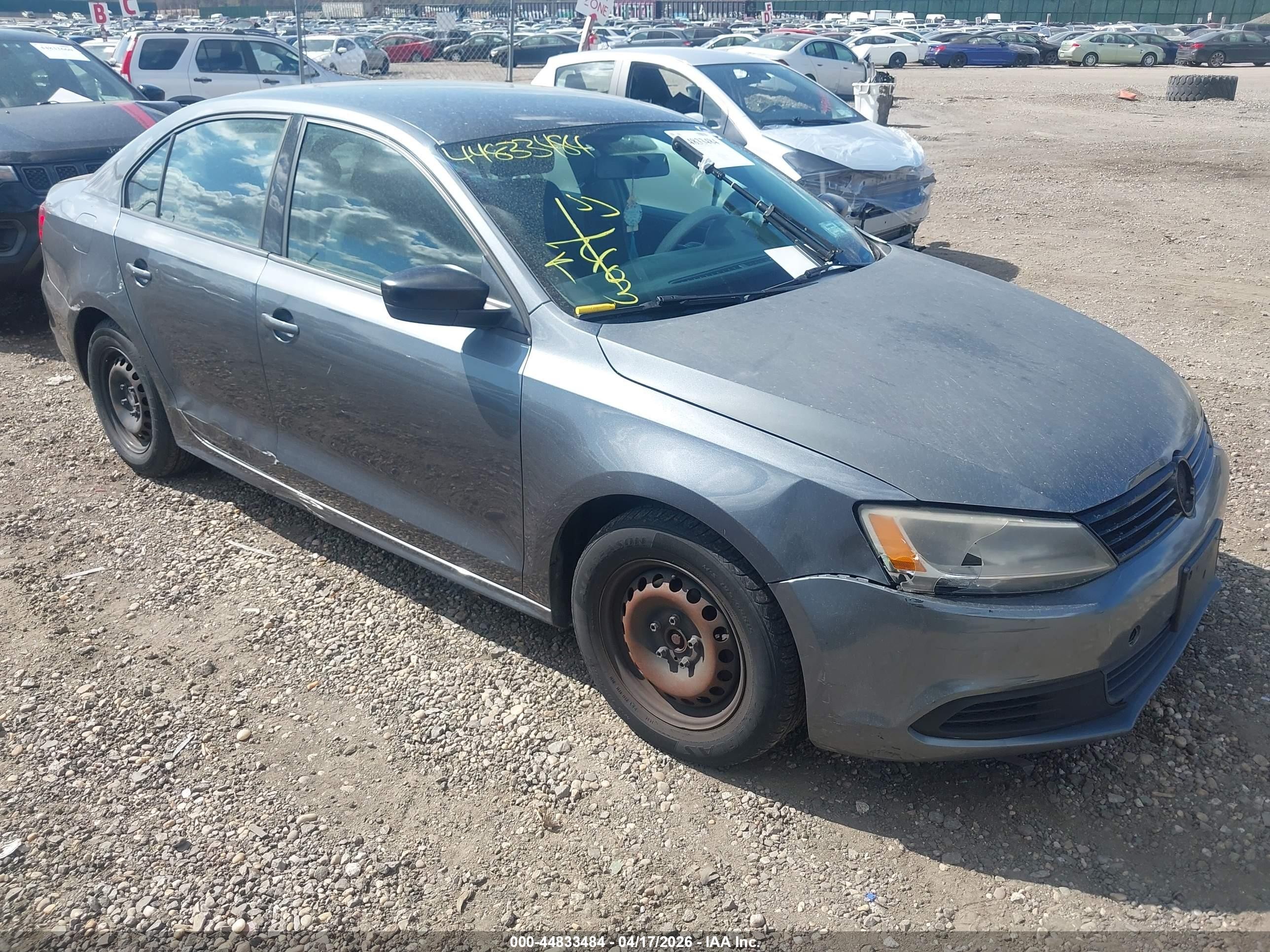 3VW2K7AJ7EM241056