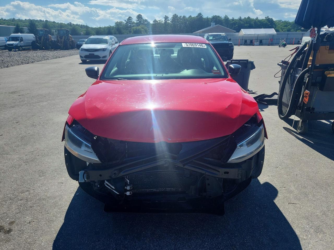 2014 Volkswagen Jetta Base Red vin: 3VW2K7AJ7EM253403