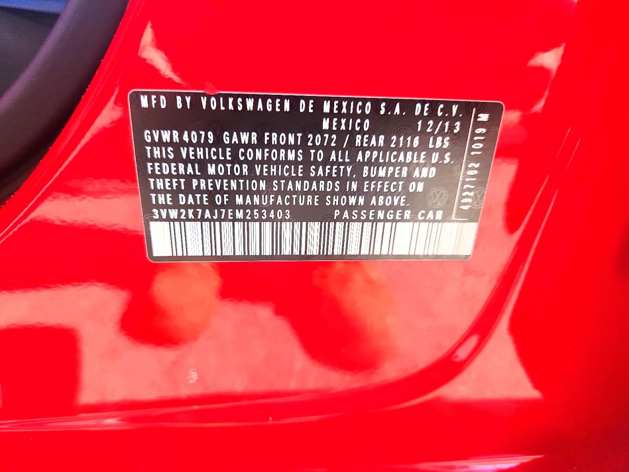 2014 Volkswagen Jetta Base Red vin: 3VW2K7AJ7EM253403