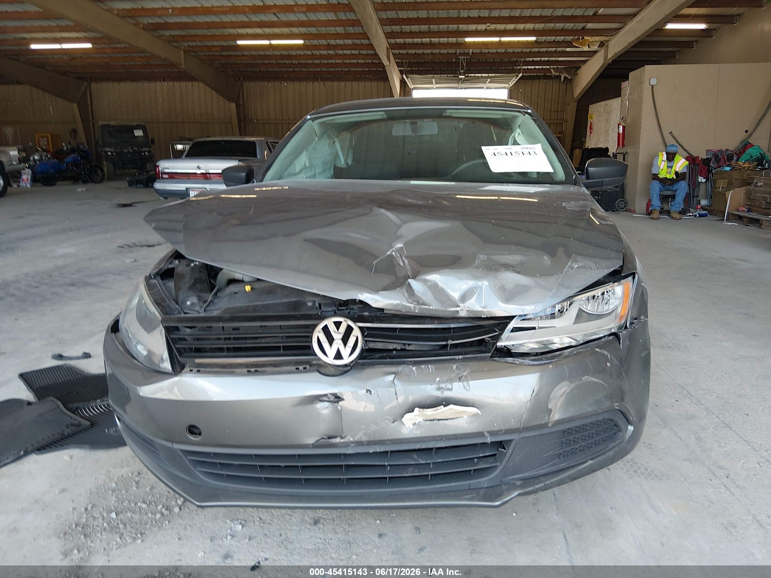 2014 Volkswagen Jetta 2.0l S Gray vin: 3VW2K7AJ7EM322588