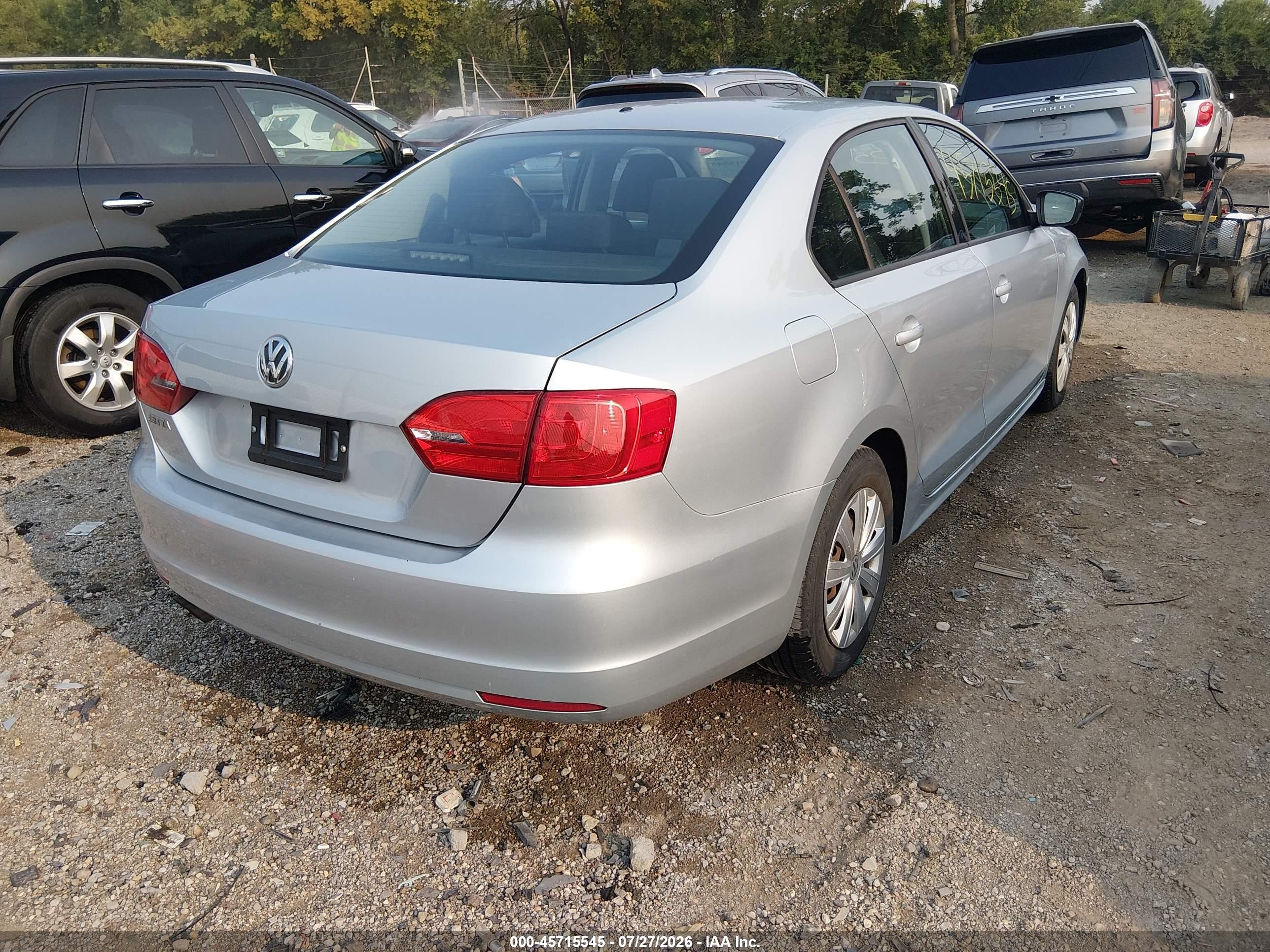2014 Volkswagen Jetta 2.0l S Silver vin: 3VW2K7AJ7EM325930