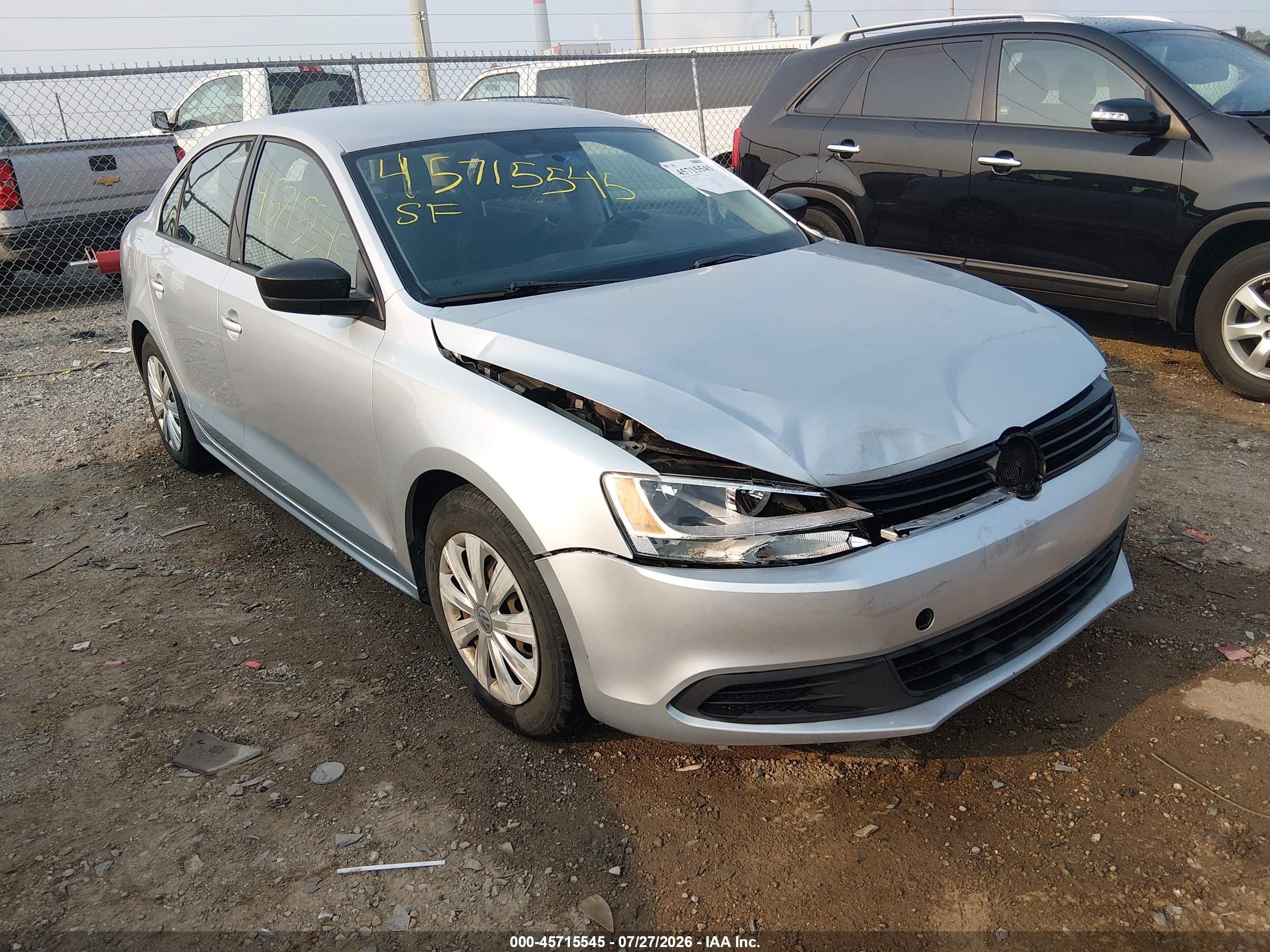 2014 Volkswagen Jetta 2.0l S Silver vin: 3VW2K7AJ7EM325930