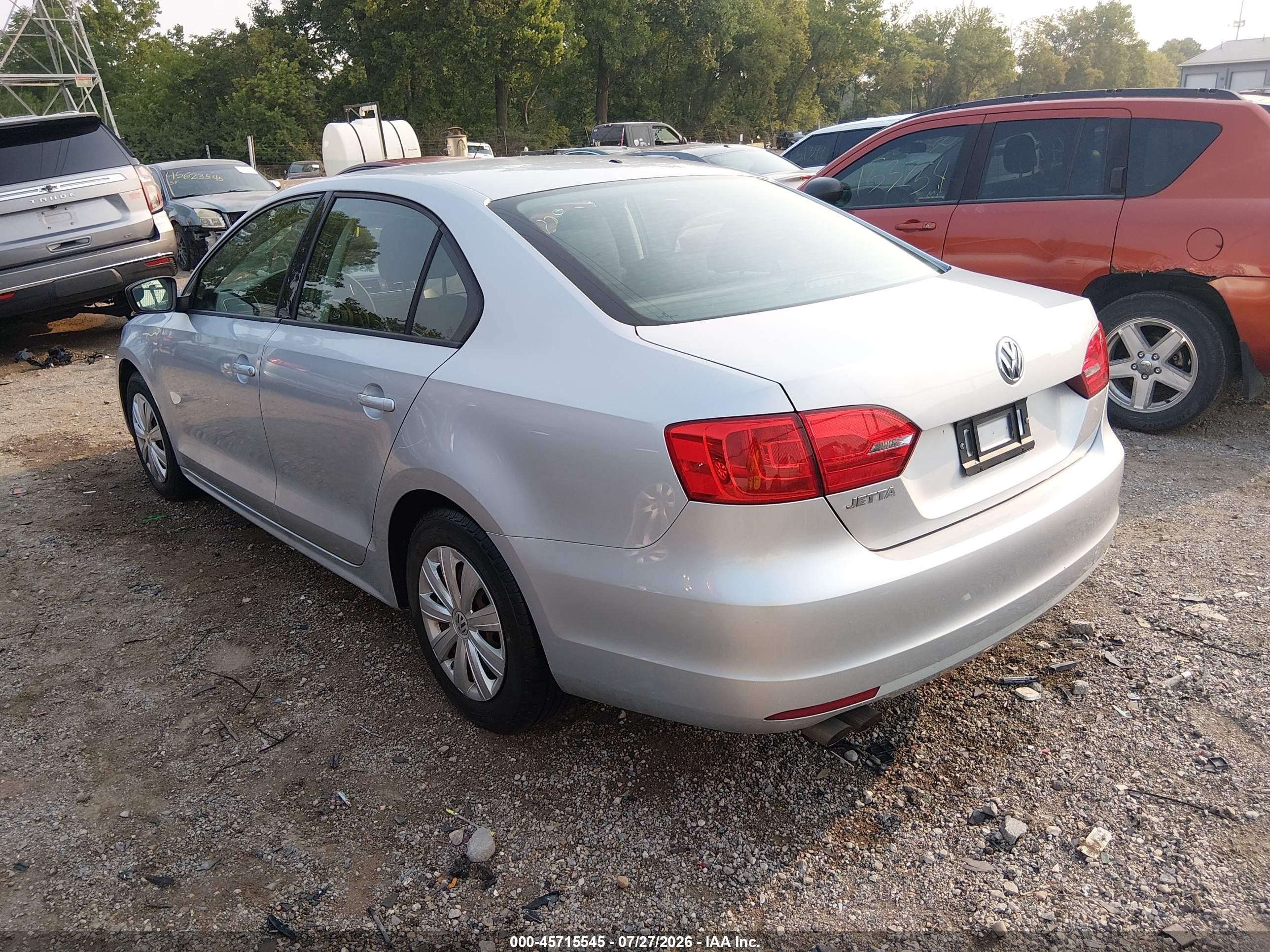 2014 Volkswagen Jetta 2.0l S Silver vin: 3VW2K7AJ7EM325930