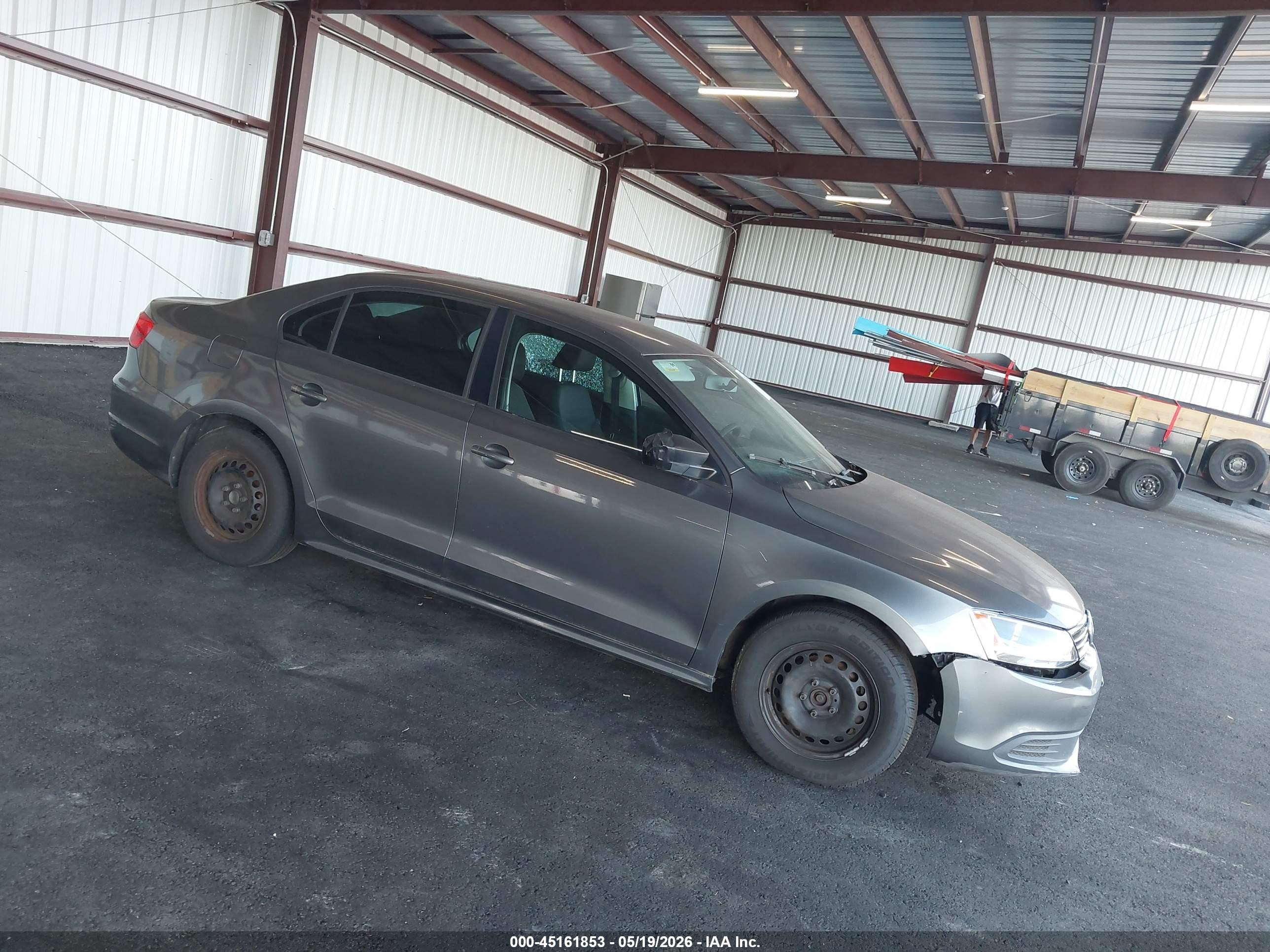 3VW2K7AJ7EM351167