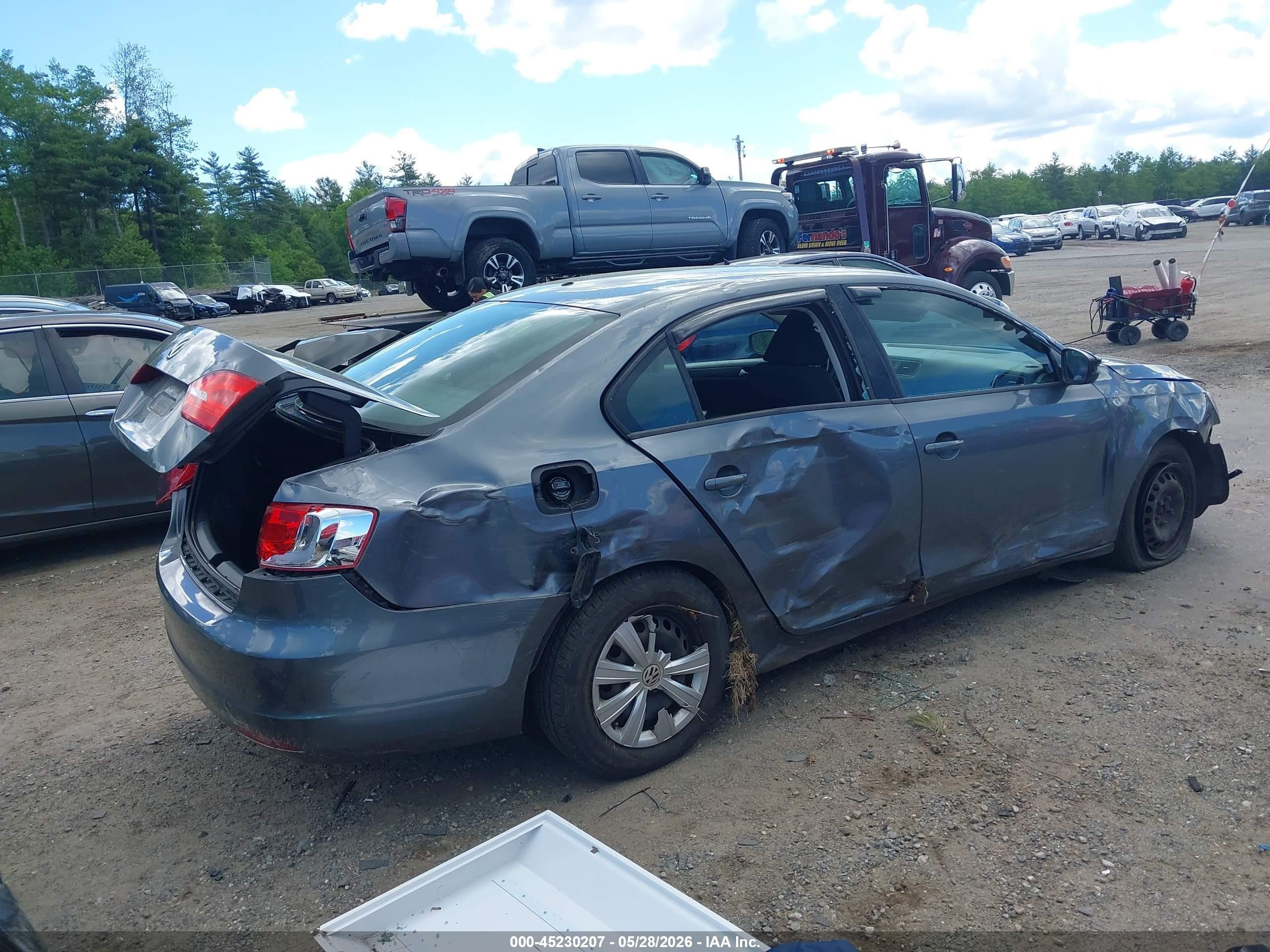 2014 Volkswagen Jetta 2.0l S Gray vin: 3VW2K7AJ7EM366008
