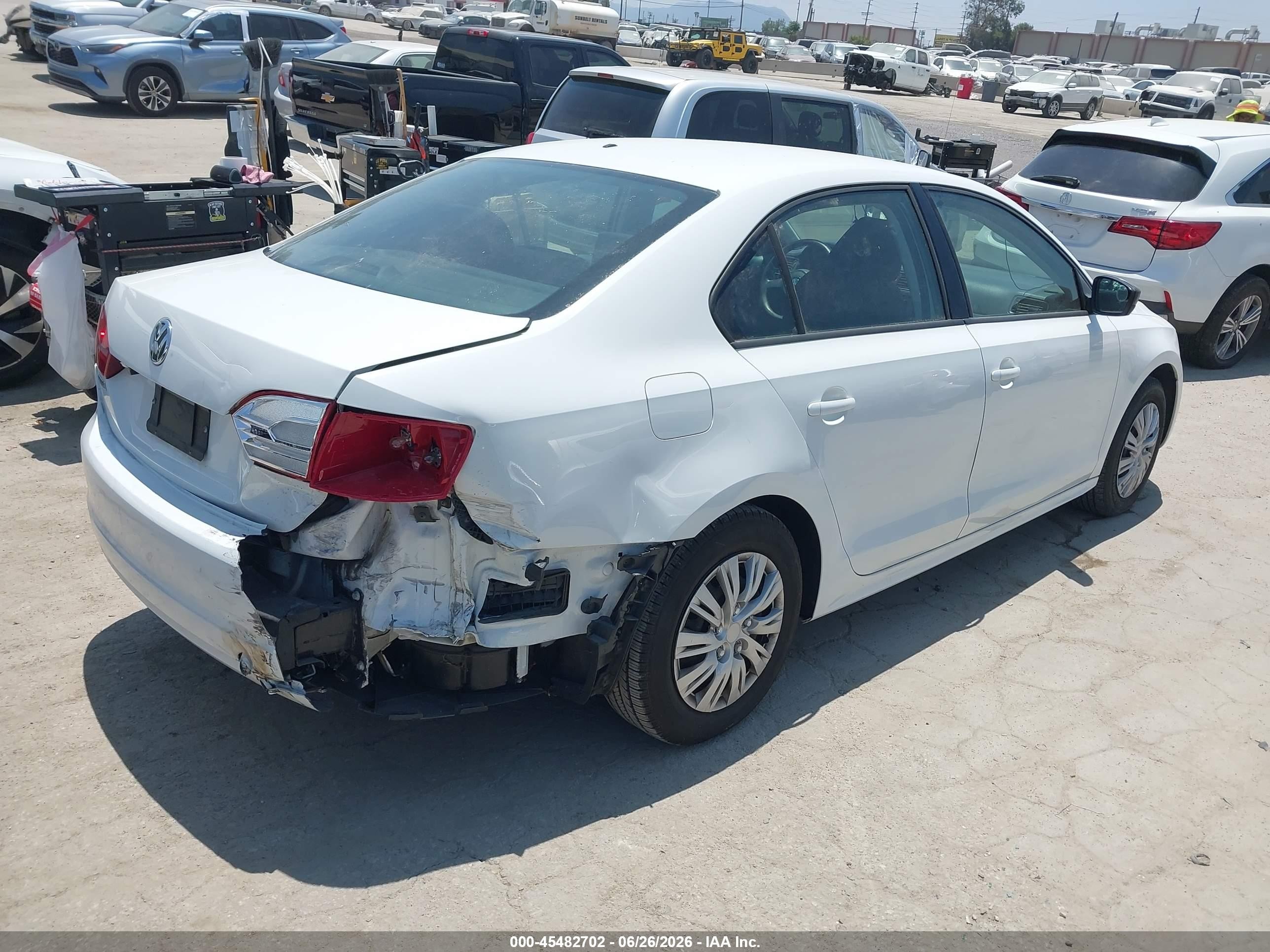 2014 Volkswagen Jetta 2.0l S White vin: 3VW2K7AJ7EM409603