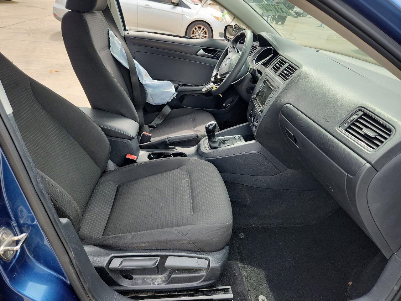 2015 Volkswagen Jetta Base Blue vin: 3VW2K7AJ7FM251717