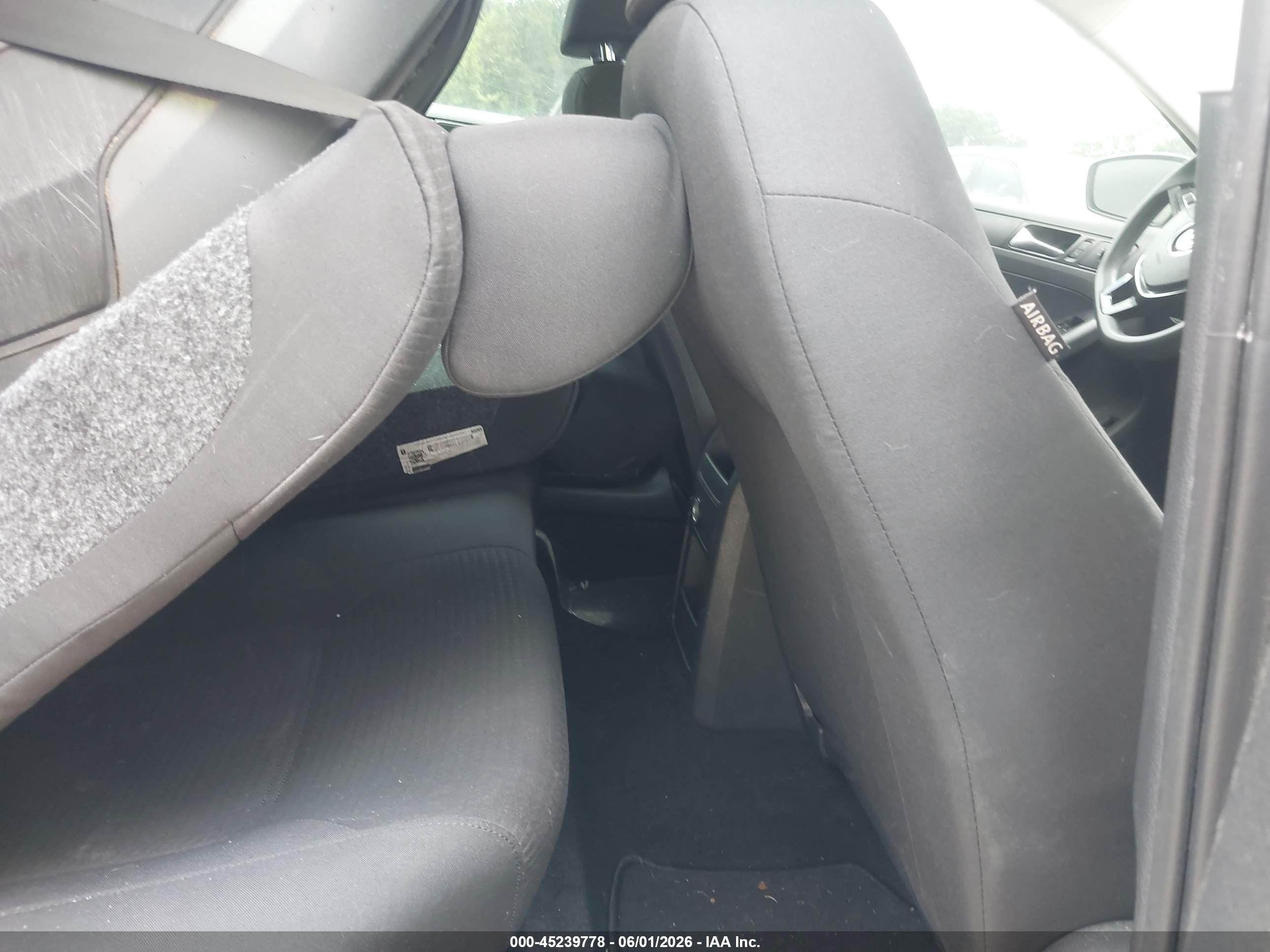 2015 Volkswagen Jetta 2.0l S Gray vin: 3VW2K7AJ7FM287066