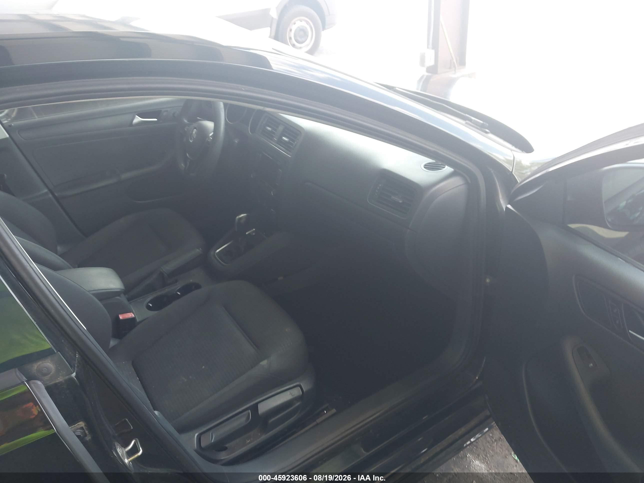 2015 Volkswagen Jetta 2.0l S Black vin: 3VW2K7AJ7FM315948
