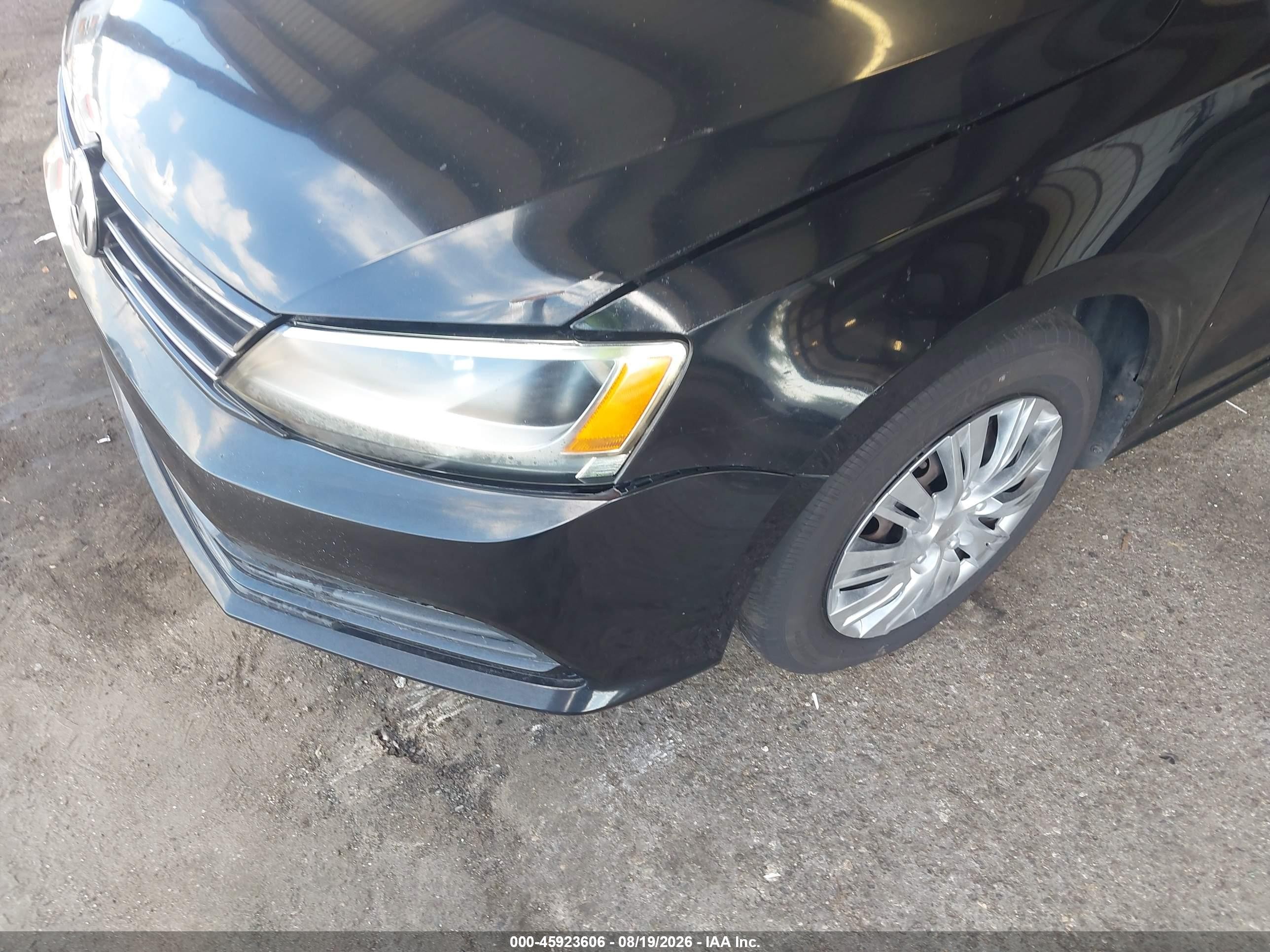 2015 Volkswagen Jetta 2.0l S Black vin: 3VW2K7AJ7FM315948