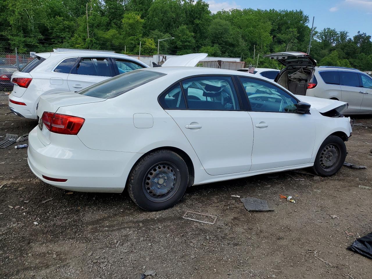 2015 Volkswagen Jetta Base White vin: 3VW2K7AJ7FM316159