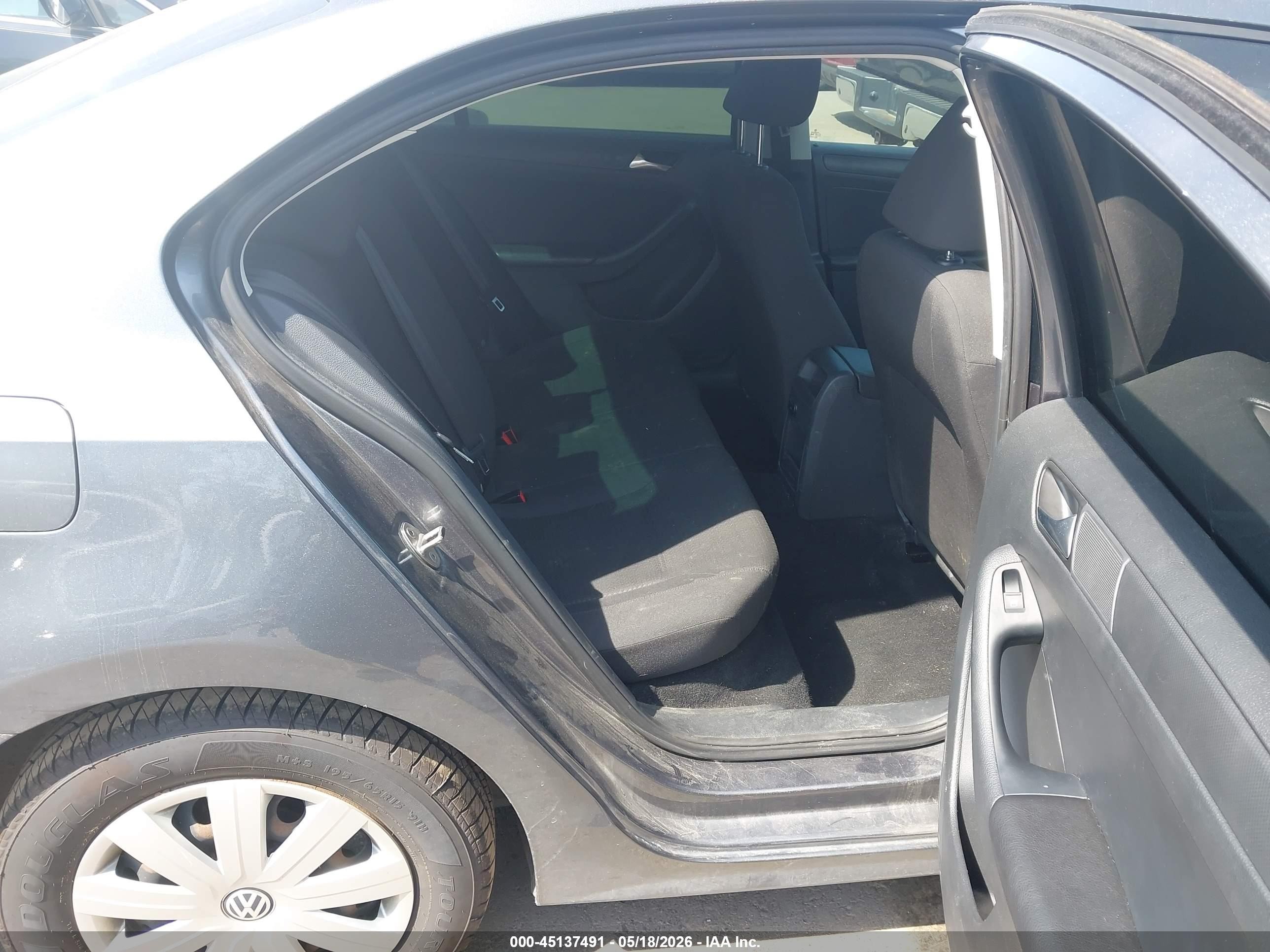 2015 Volkswagen Jetta 2.0l S Синий vin: 3VW2K7AJ7FM330160