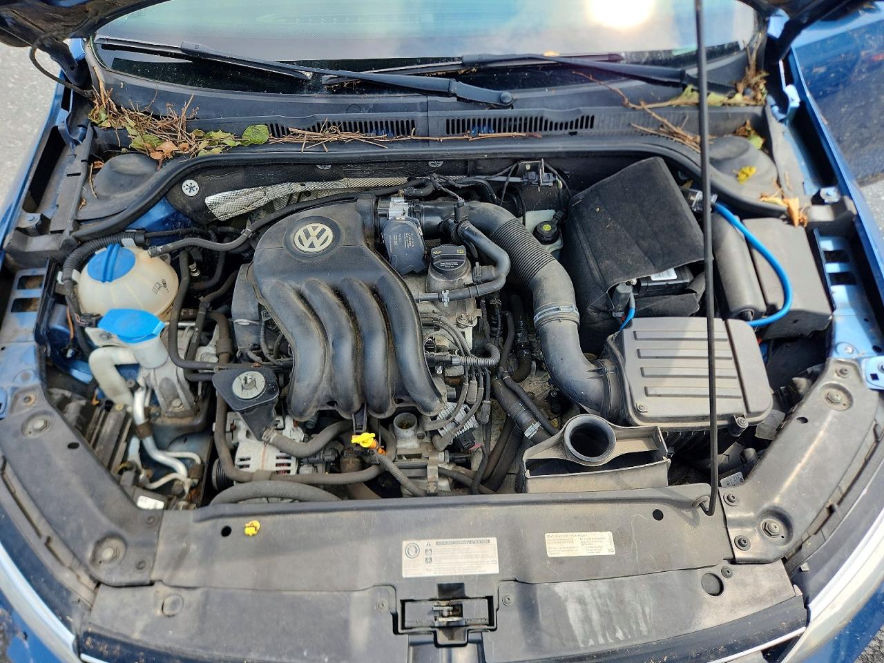 2015 Volkswagen Jetta Base Blue vin: 3VW2K7AJ7FM346262