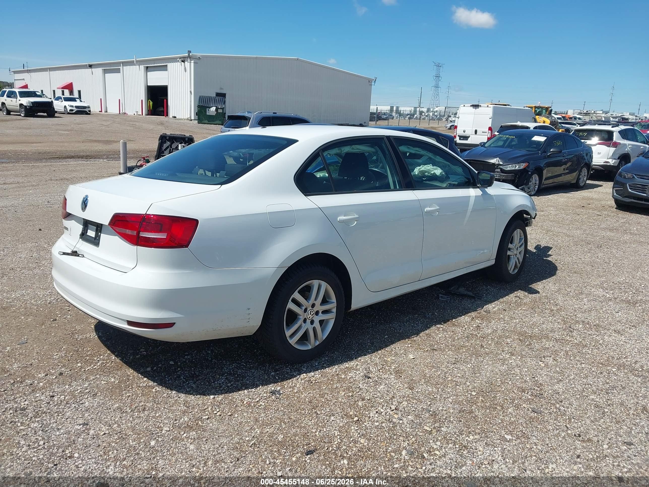 2015 Volkswagen Jetta 2.0l S White vin: 3VW2K7AJ7FM350859