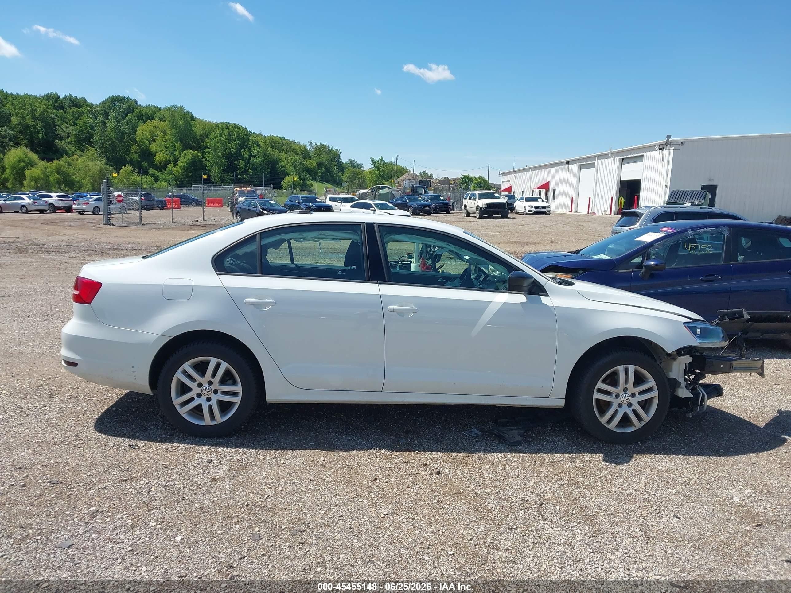 2015 Volkswagen Jetta 2.0l S White vin: 3VW2K7AJ7FM350859