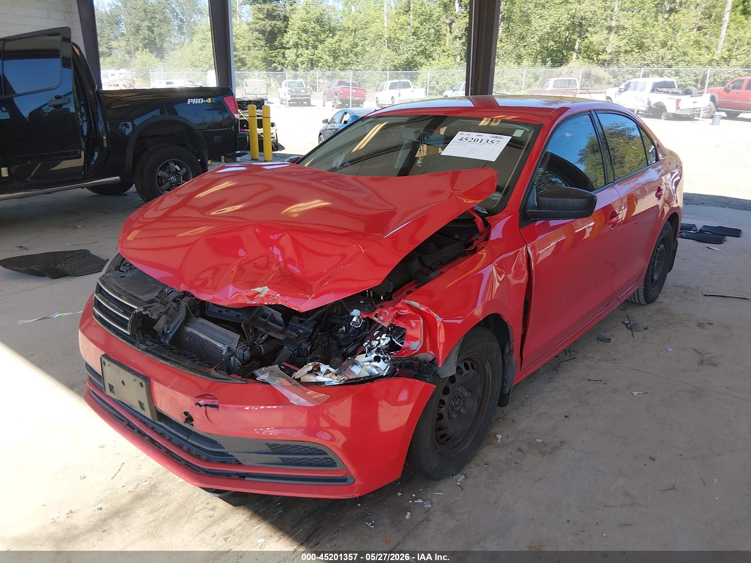 2015 Volkswagen Jetta 2.0l S Красный vin: 3VW2K7AJ7FM357147