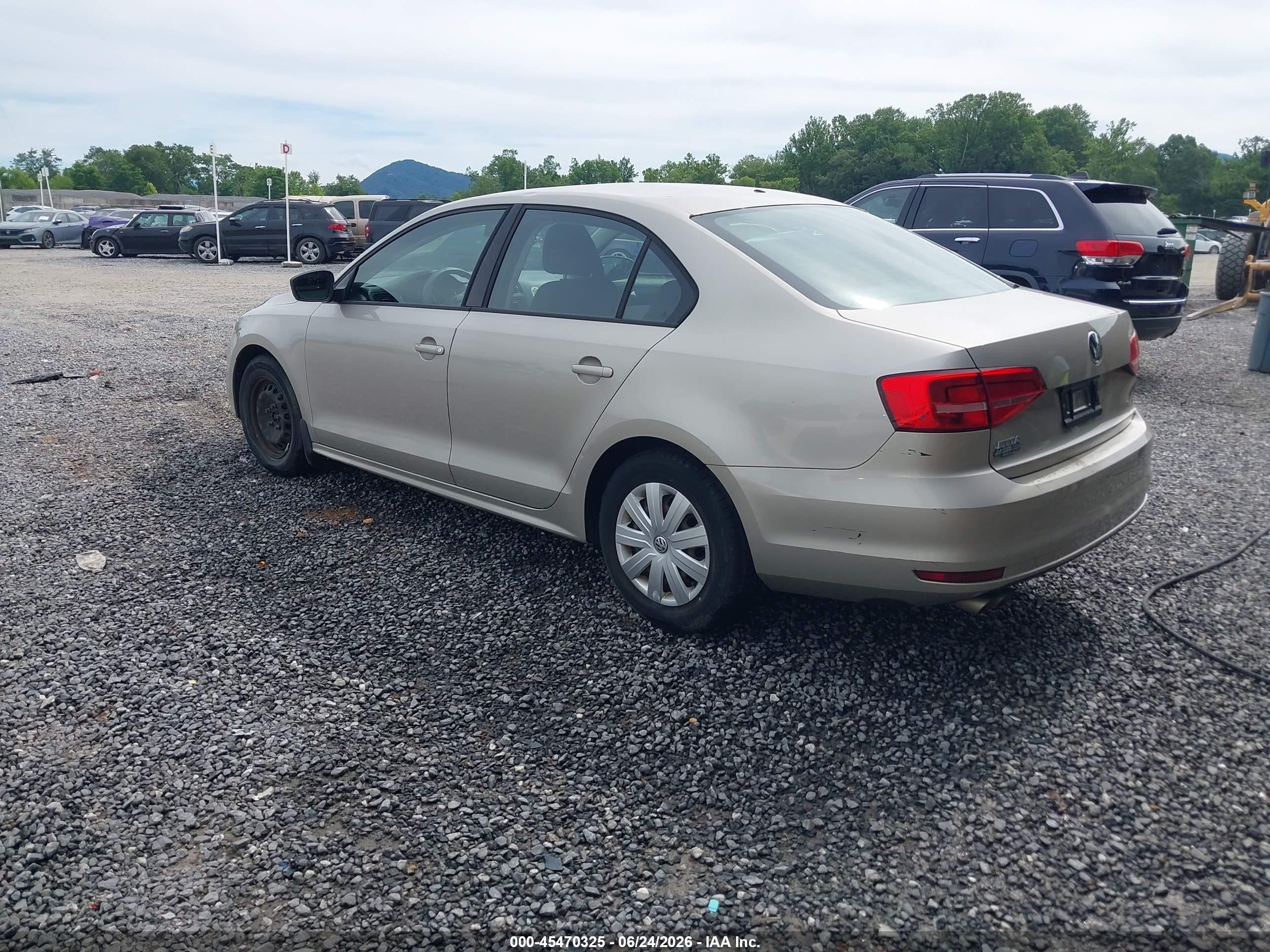 2015 Volkswagen Jetta 2.0l S Gold vin: 3VW2K7AJ7FM410588