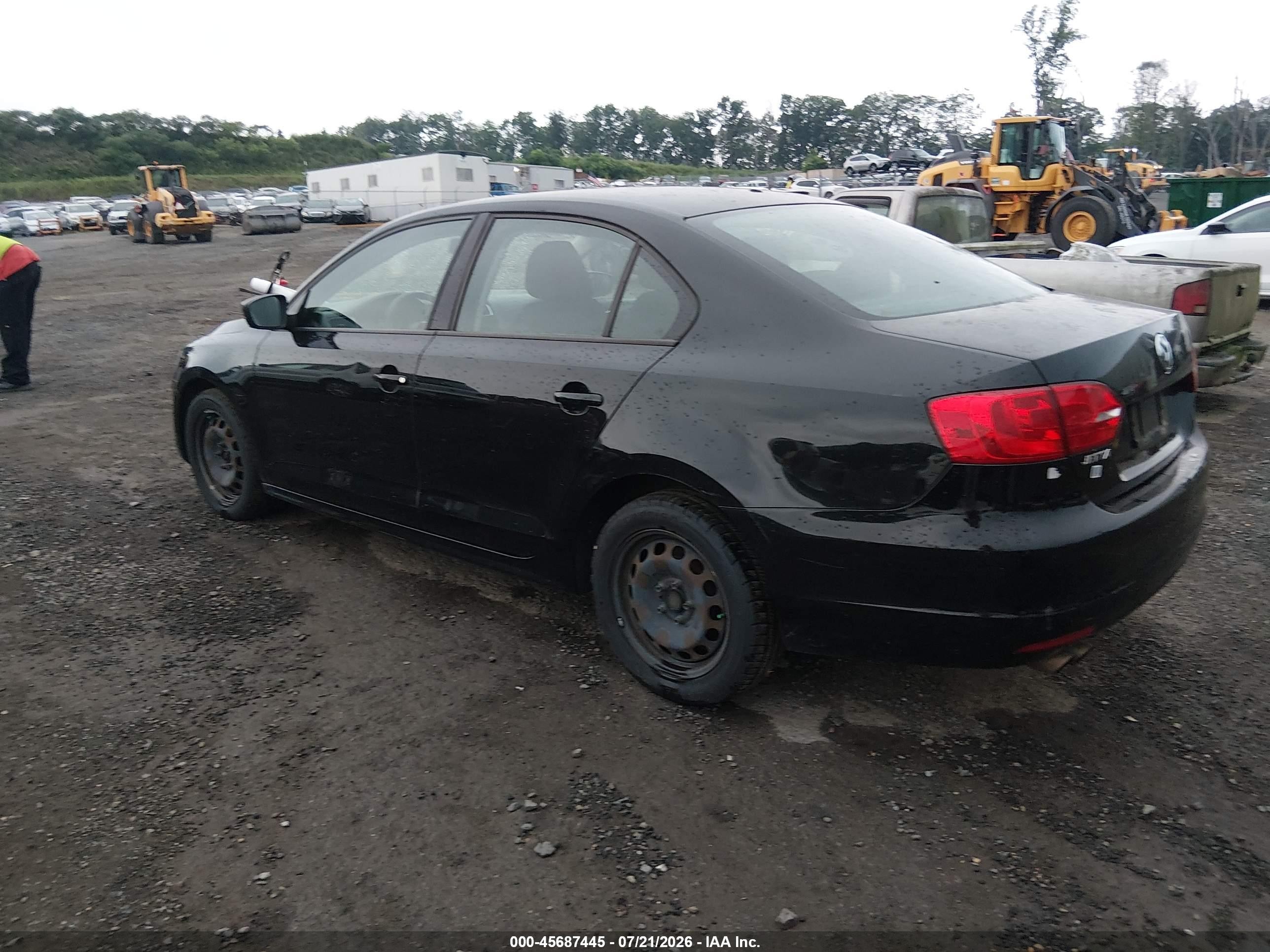2011 Volkswagen Jetta 2.0l S Black vin: 3VW2K7AJ8BM019329