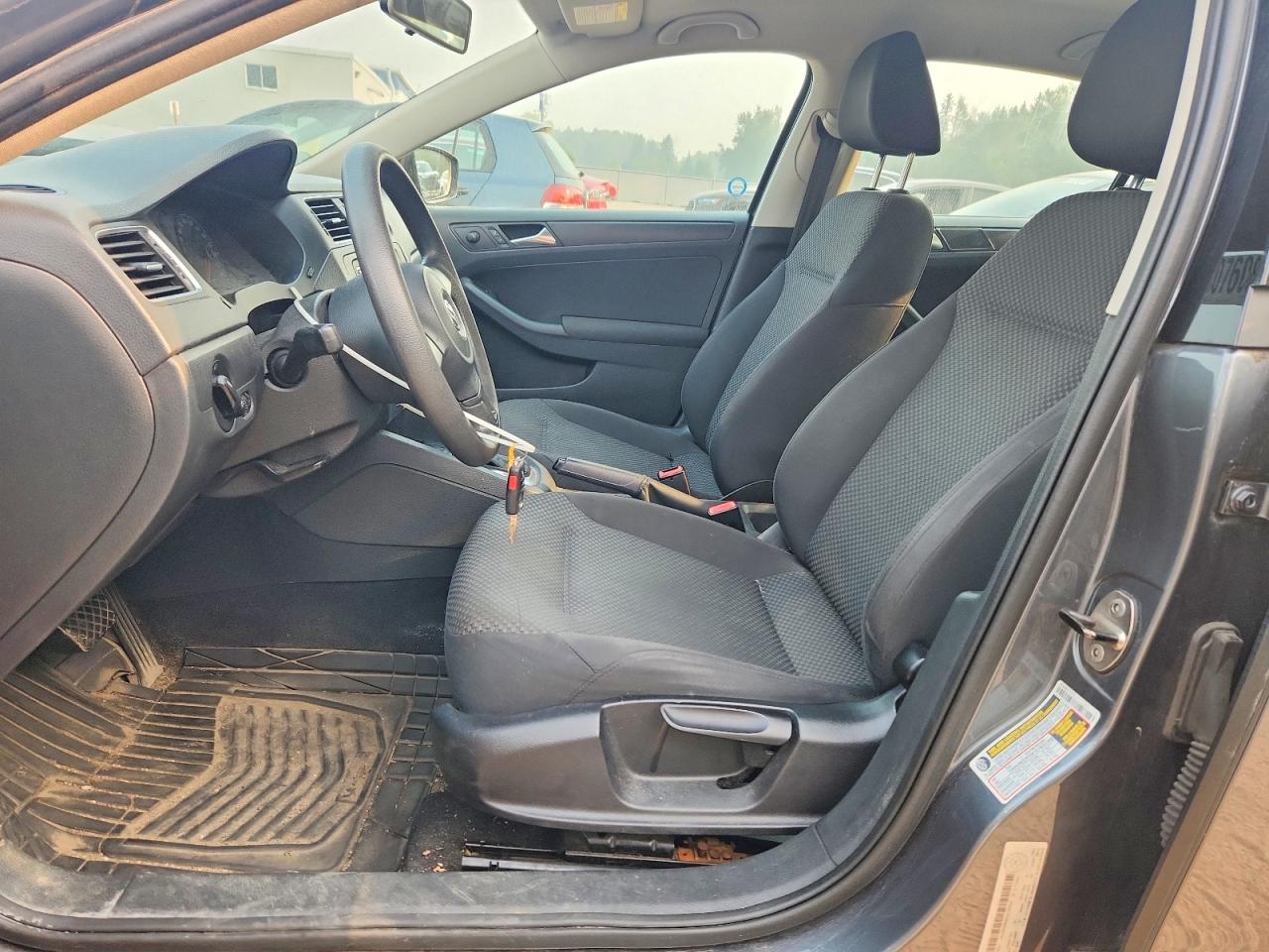 2011 Volkswagen Jetta Base Gray vin: 3VW2K7AJ8BM090787