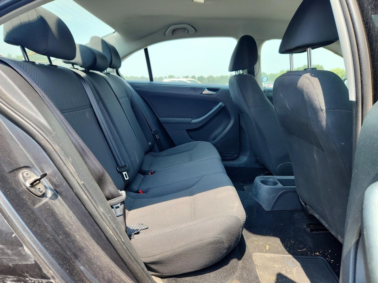 2011 Volkswagen Jetta Base Gray vin: 3VW2K7AJ8BM090787
