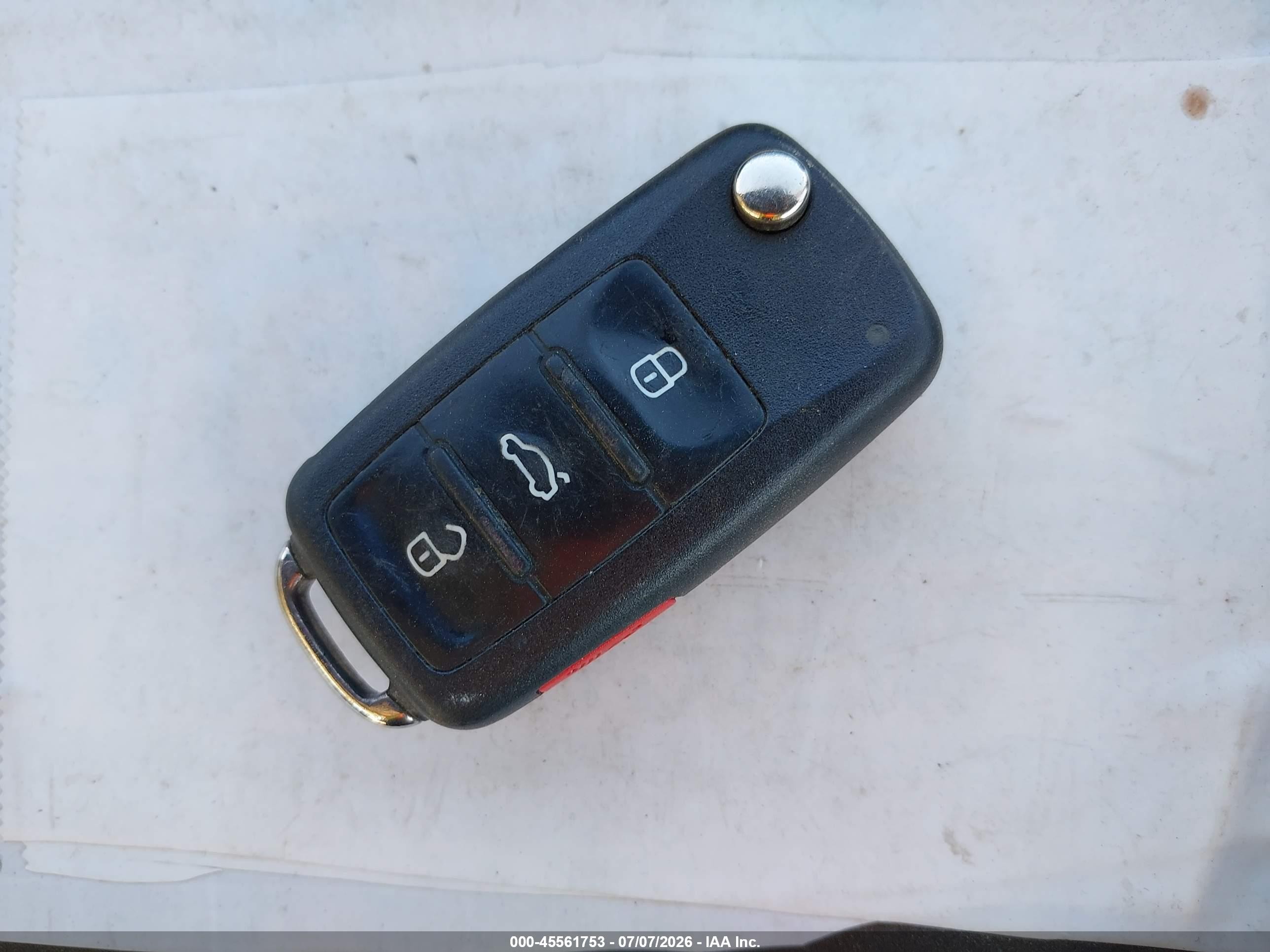 2011 Volkswagen Jetta 2.0l S Red vin: 3VW2K7AJ8BM378759