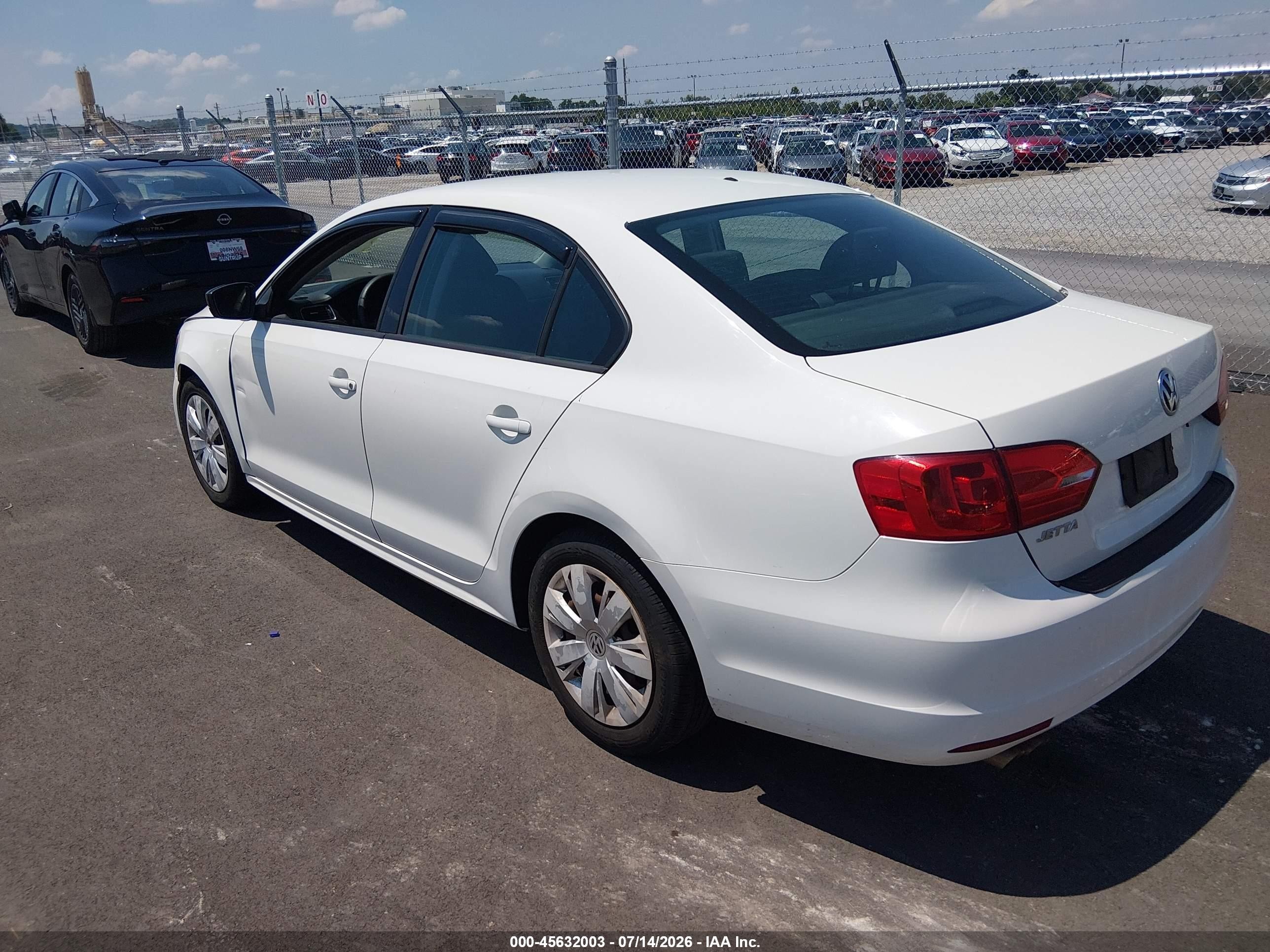 2012 Volkswagen Jetta 2.0l S White vin: 3VW2K7AJ8CM120615