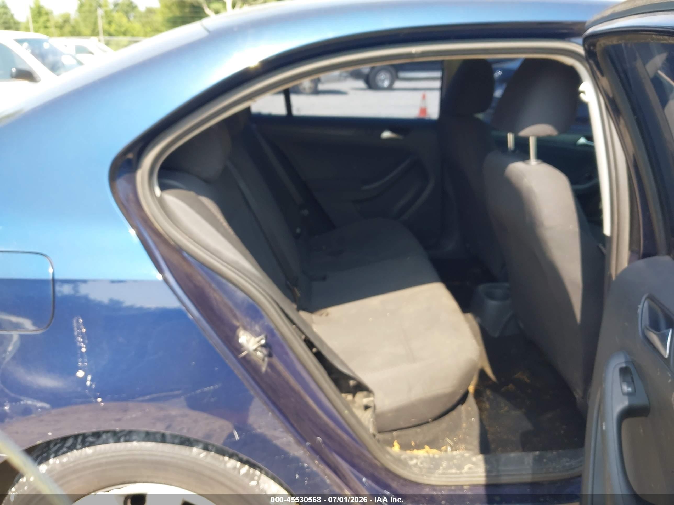 2012 Volkswagen Jetta 2.0l S Blue vin: 3VW2K7AJ8CM405346
