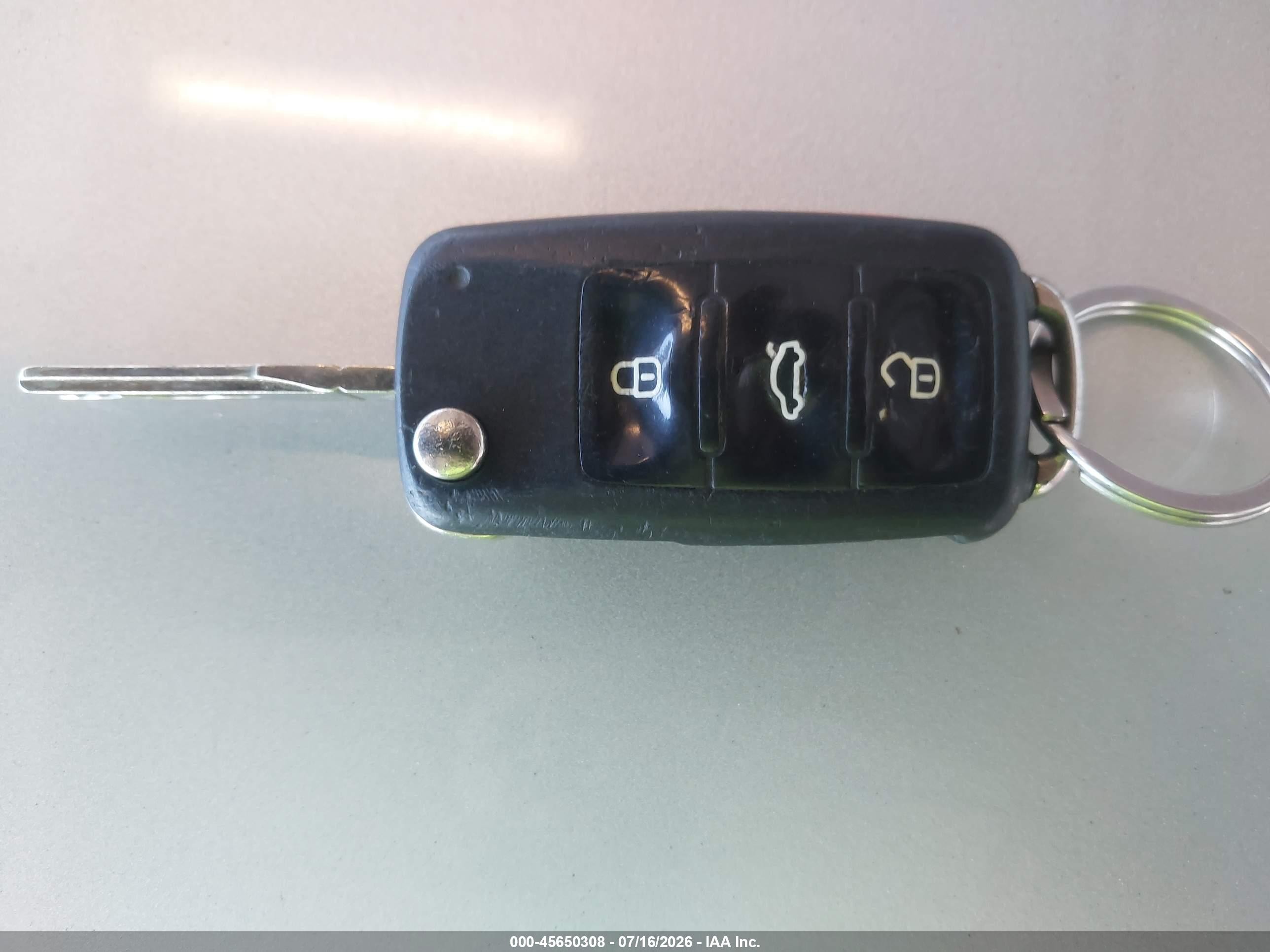 2012 Volkswagen Jetta 2.0l S Silver vin: 3VW2K7AJ8CM462405