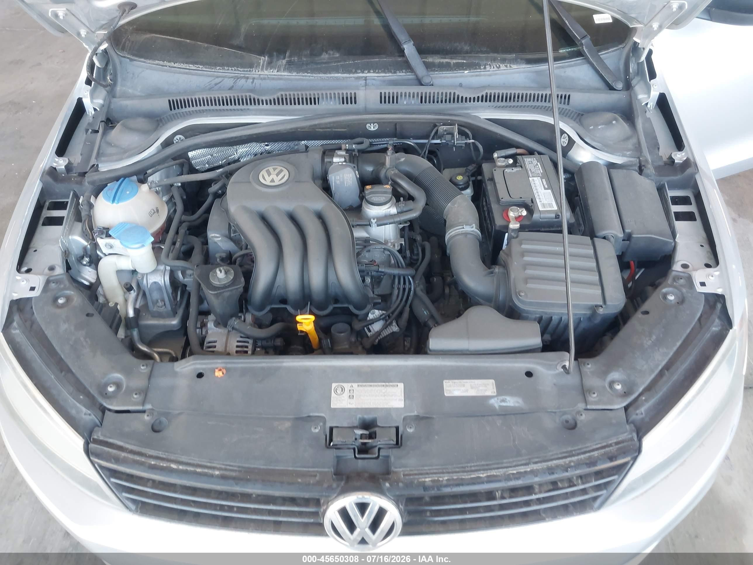 2012 Volkswagen Jetta 2.0l S Silver vin: 3VW2K7AJ8CM462405