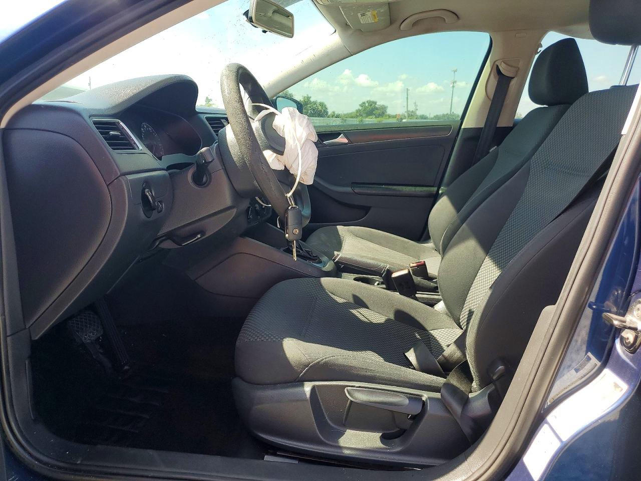 2013 Volkswagen Jetta Base Blue vin: 3VW2K7AJ8DM203687