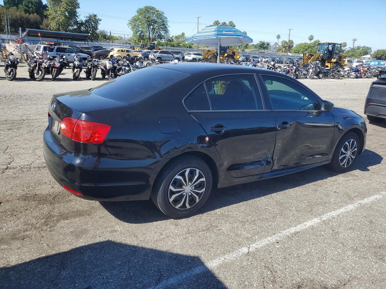 2013 Volkswagen Jetta Base Black vin: 3VW2K7AJ8DM268670
