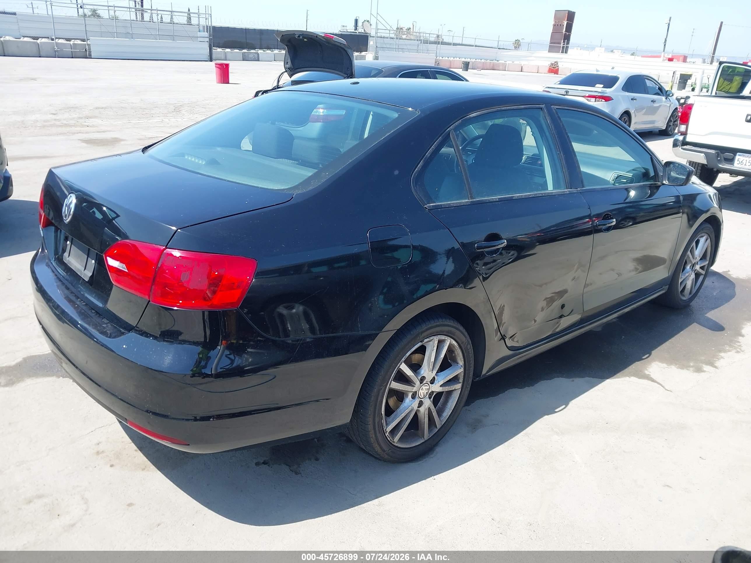2013 Volkswagen Jetta 2.0l S Black vin: 3VW2K7AJ8DM300937