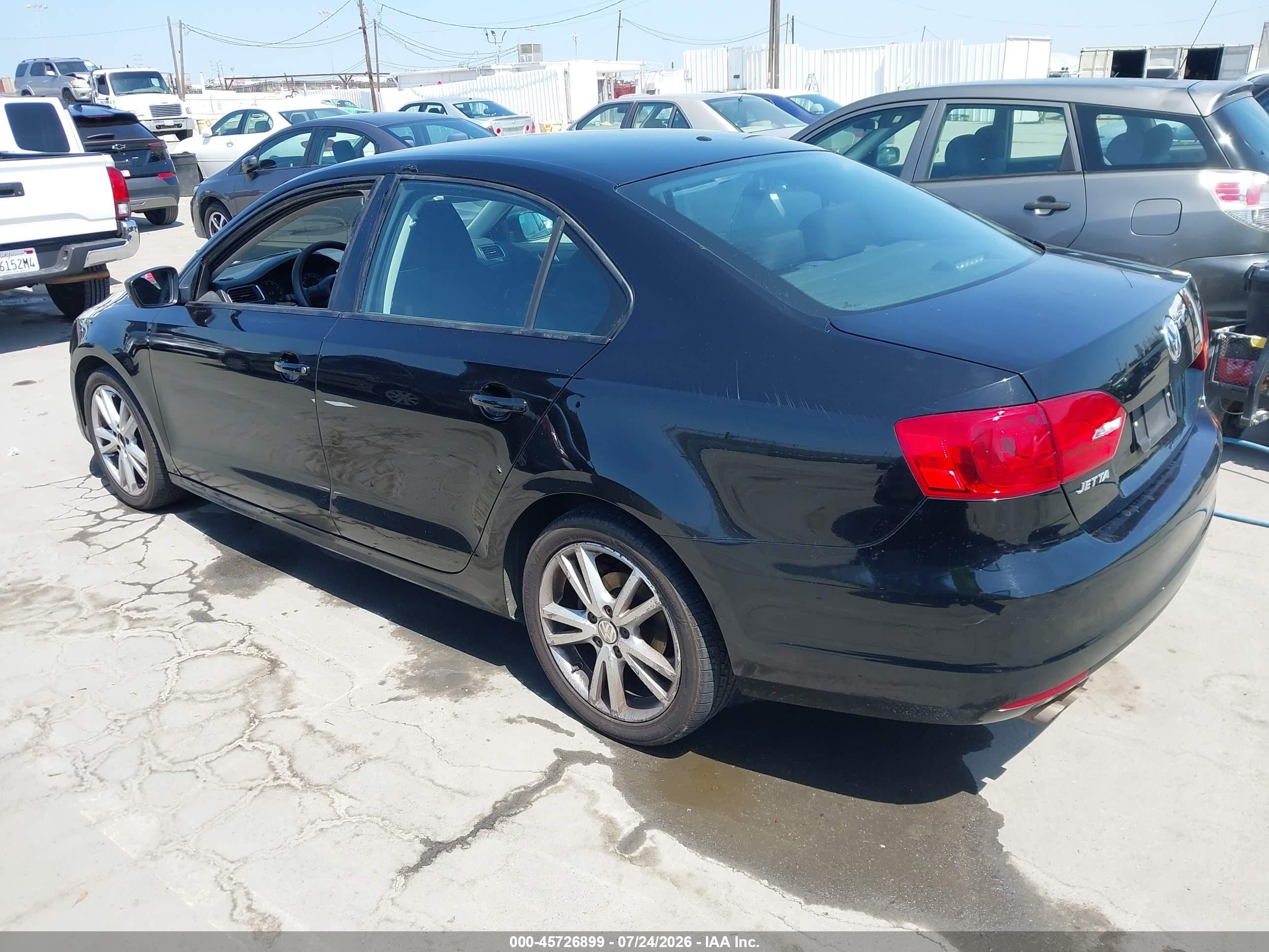 2013 Volkswagen Jetta 2.0l S Black vin: 3VW2K7AJ8DM300937