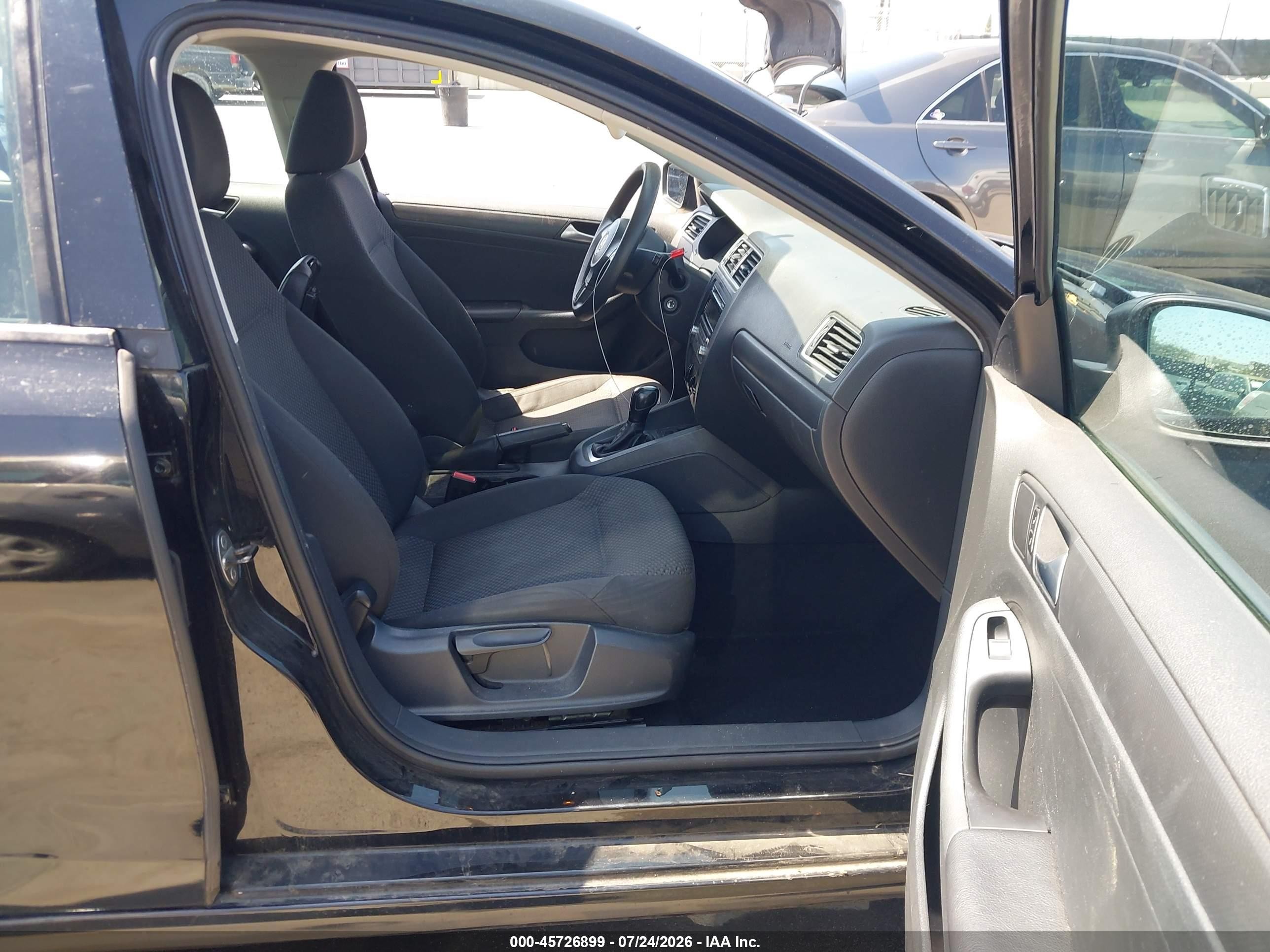 2013 Volkswagen Jetta 2.0l S Black vin: 3VW2K7AJ8DM300937