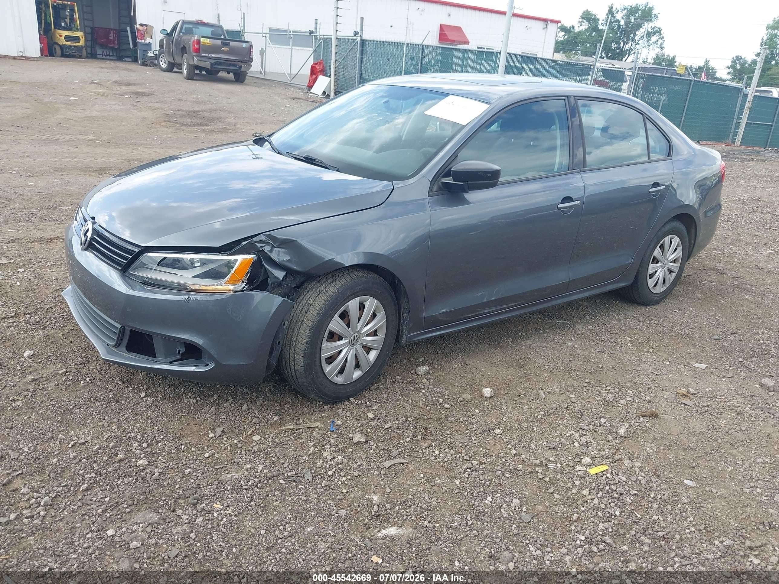 2013 Volkswagen Jetta 2.0l S Gray vin: 3VW2K7AJ8DM401556