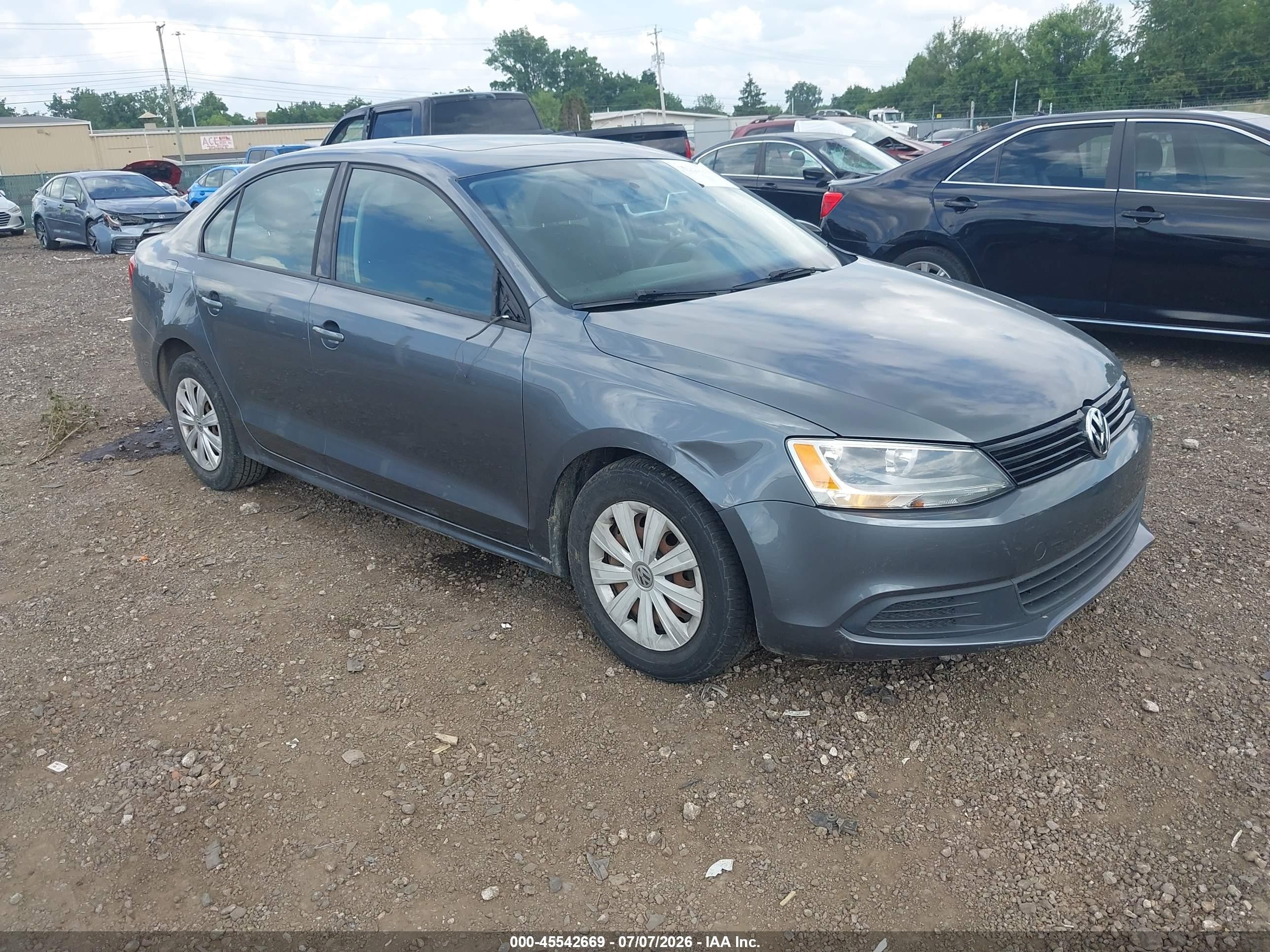 2013 Volkswagen Jetta 2.0l S Gray vin: 3VW2K7AJ8DM401556