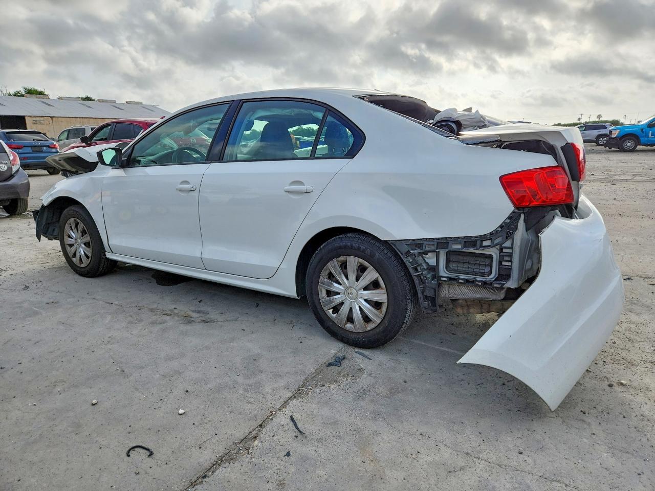 2014 Volkswagen Jetta Base White vin: 3VW2K7AJ8EM207613