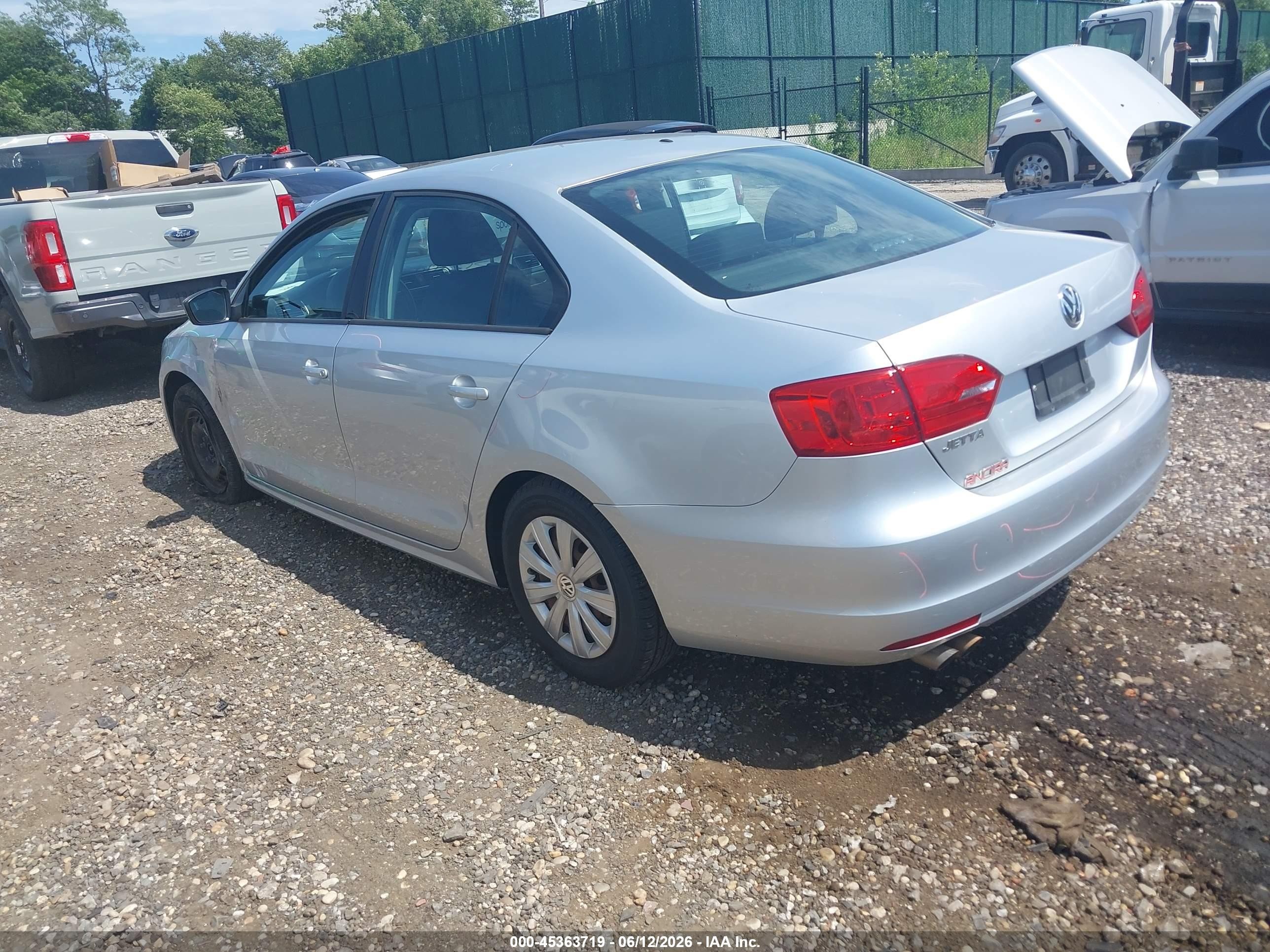 2014 Volkswagen Jetta 2.0l S Gray vin: 3VW2K7AJ8EM218983