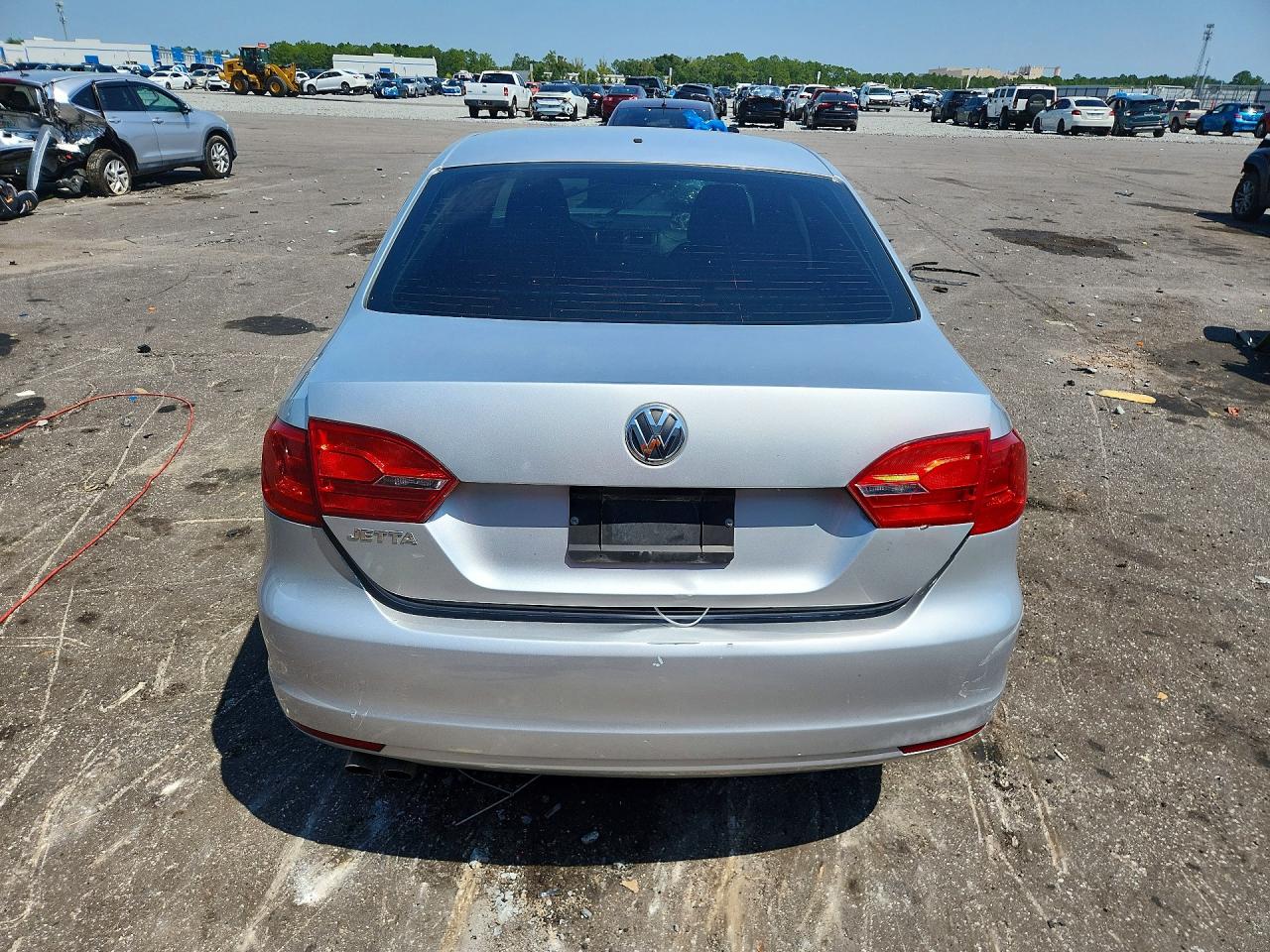 2014 Volkswagen Jetta Base Silver vin: 3VW2K7AJ8EM234584