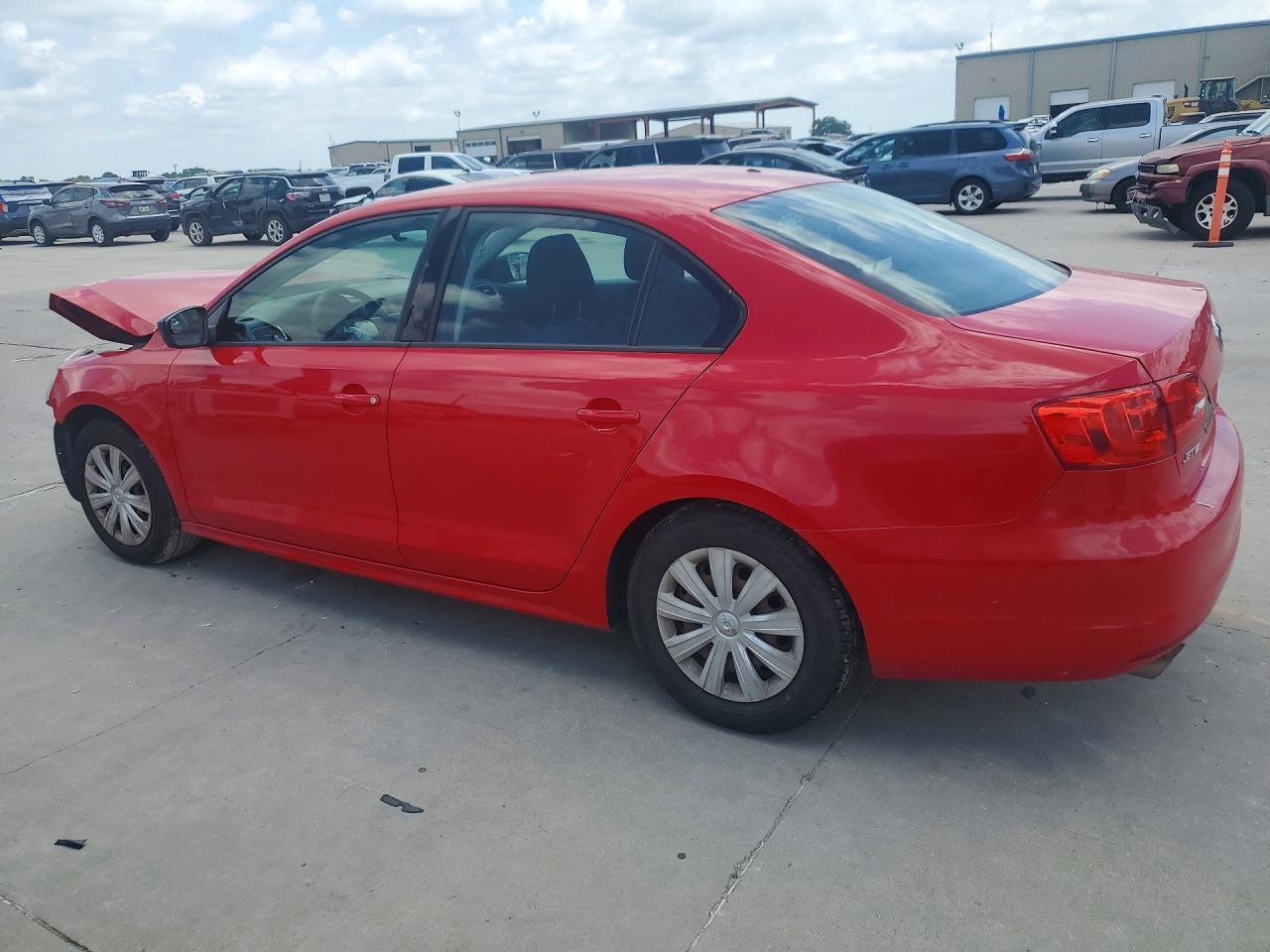 2014 Volkswagen Jetta Base Red vin: 3VW2K7AJ8EM250512